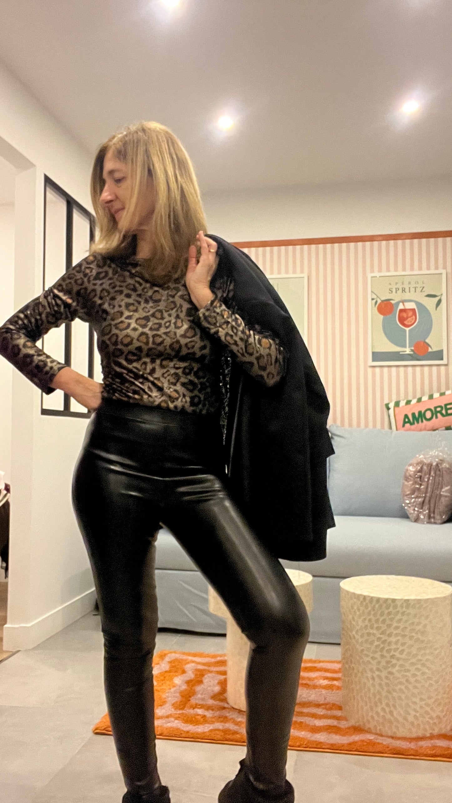 LEGGING NOIR SIMILICUIR CEINTURE FINE