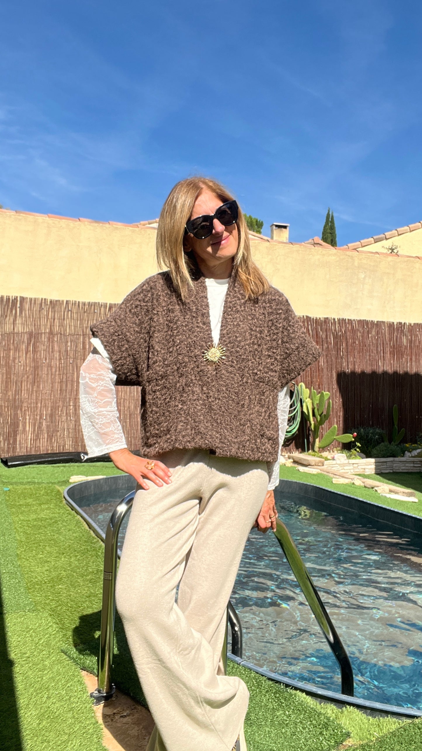 VESTE CHOCOLAT MANCHES COURTES "SOLEIL"