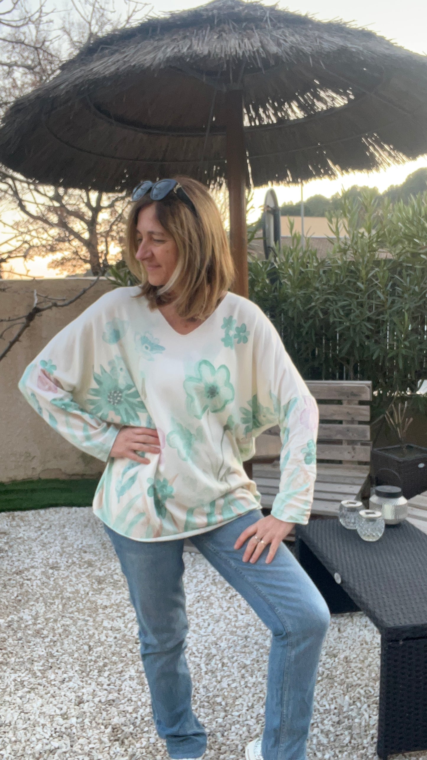 PULL TUNIQUE BLANC "FLEURI"