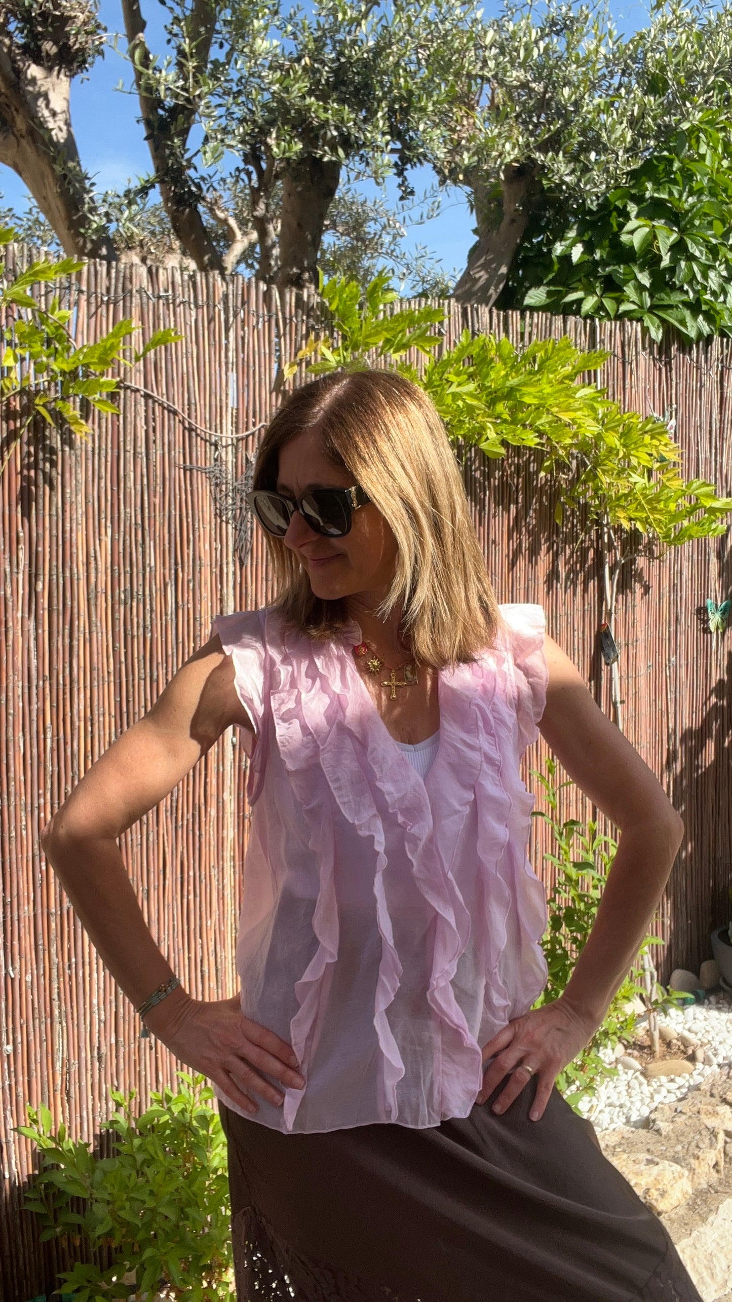 CHEMISIER ROSE SANS MANCHES "FROU-FROU"