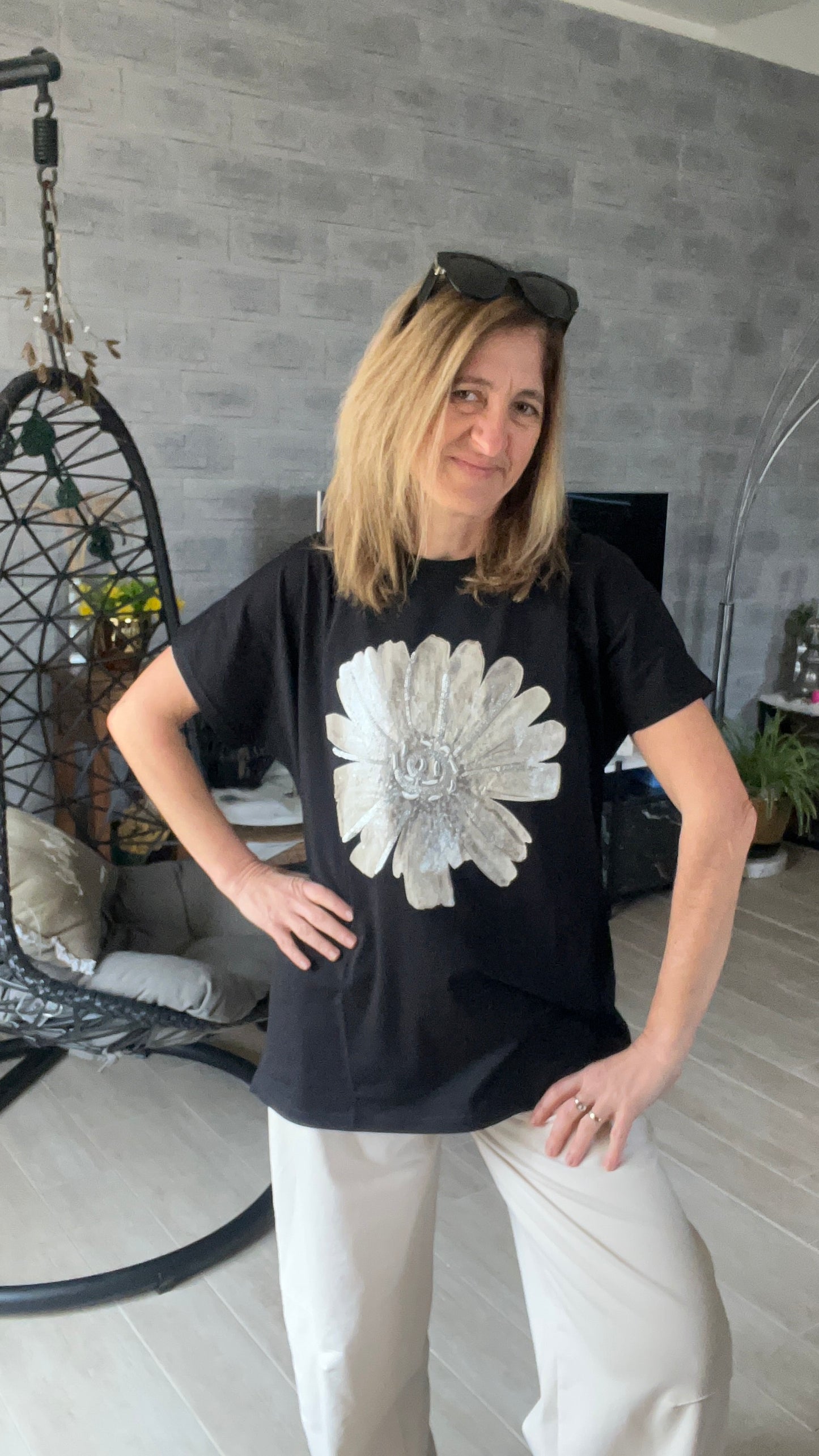 TEE-SHIRT TUNIQUE NOIR "MARGUERITE"