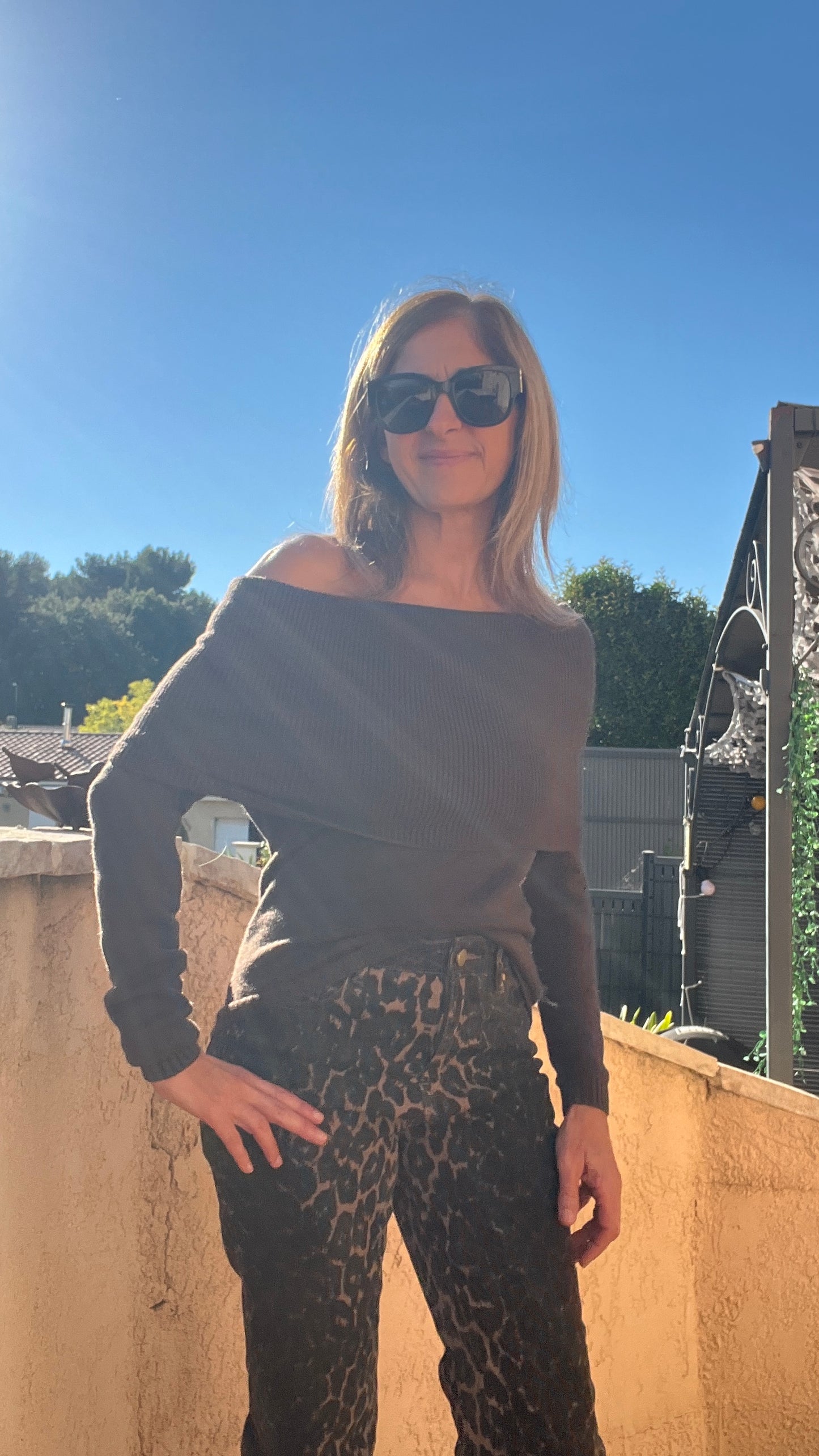 PULL CHOCOLAT COL BARDOT