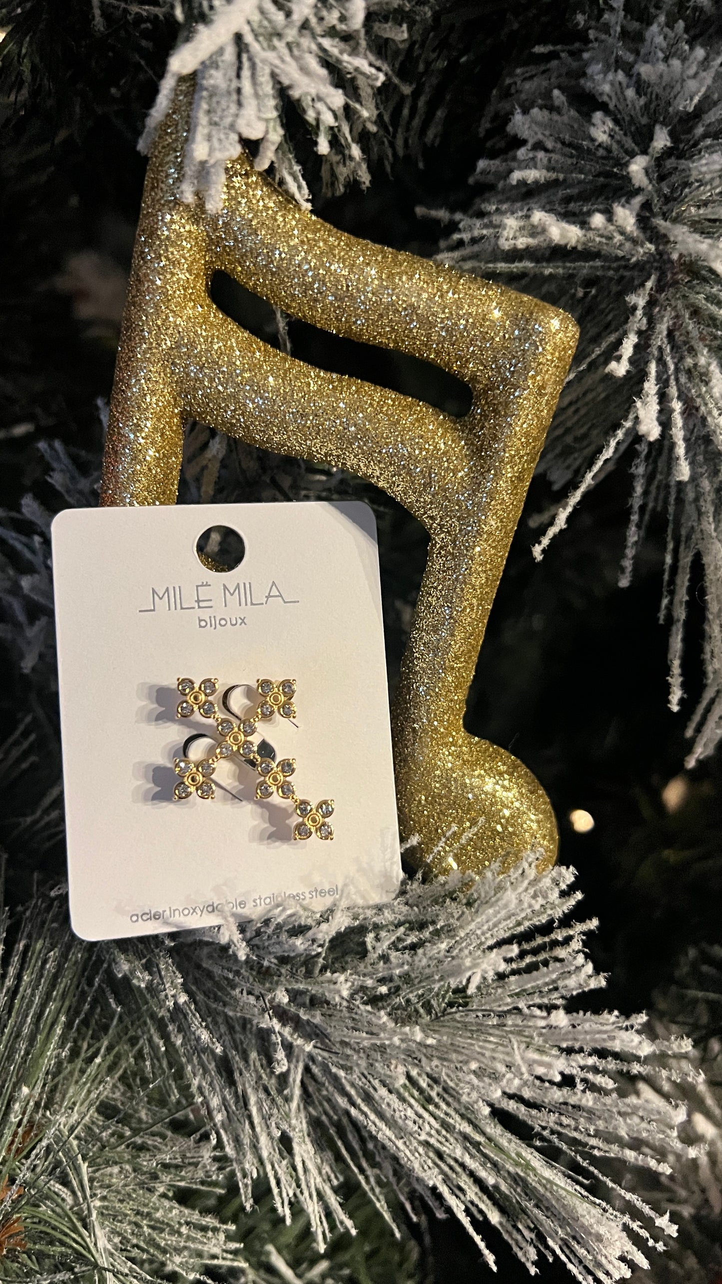 BROCHE DOREE CROIX MILE MILA