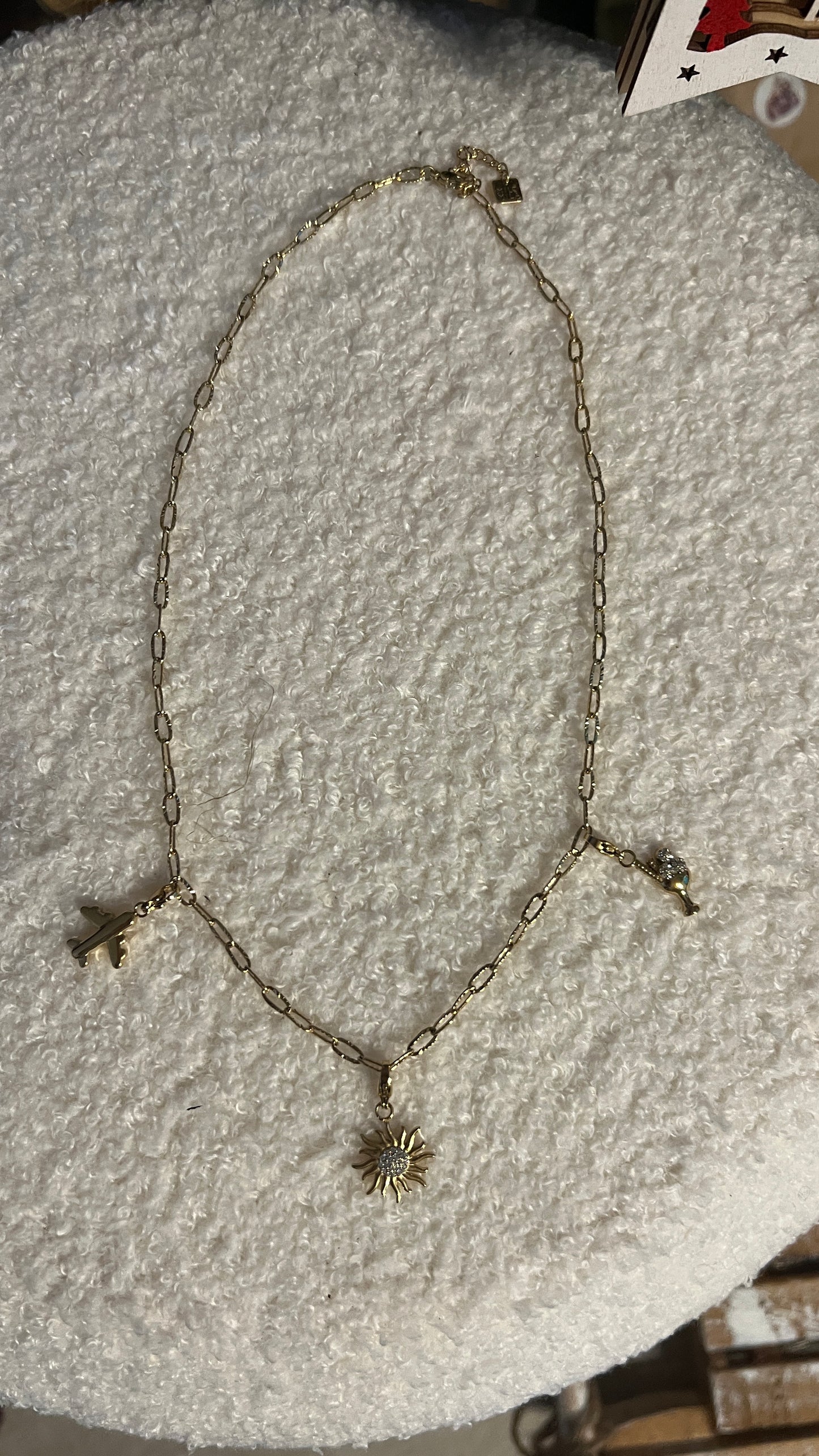 COLLIER DORE MAILLONS & CHARM'S HAPPINESS "MILE MILA"