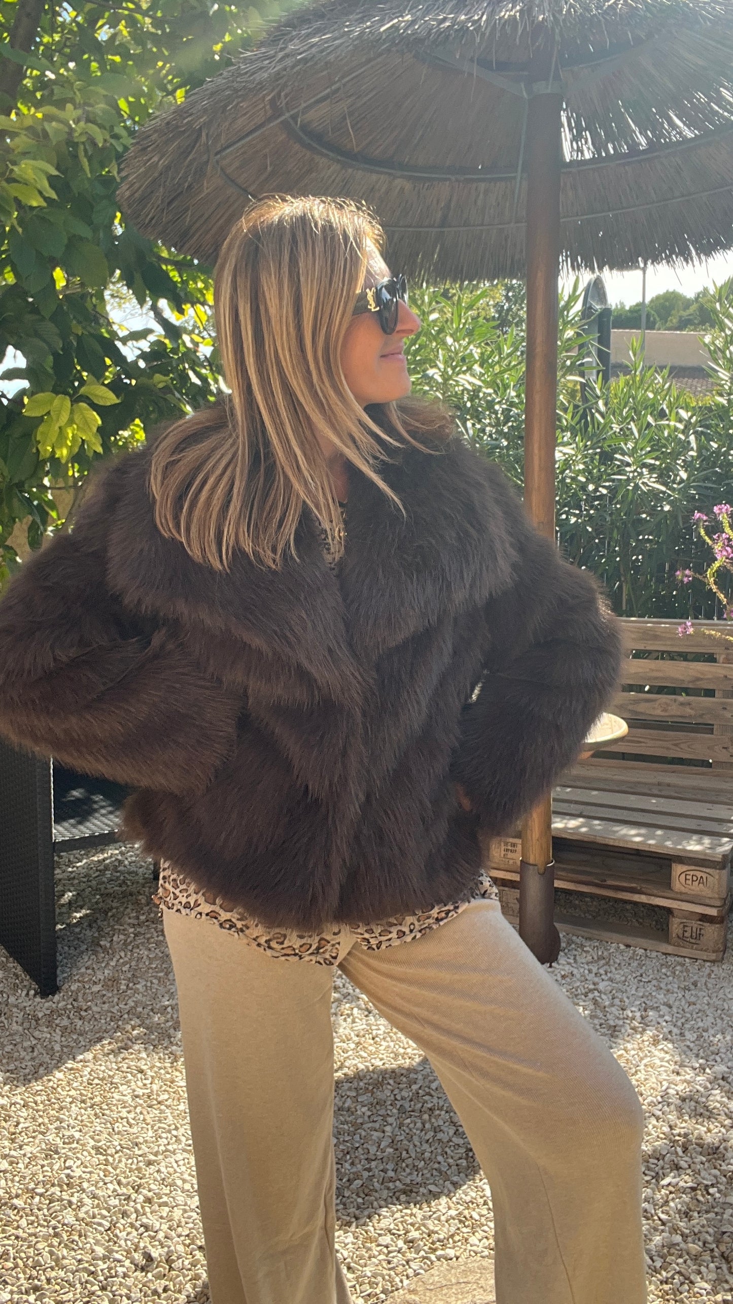 VESTE FOURRURE CHOCOLAT "CLARA"