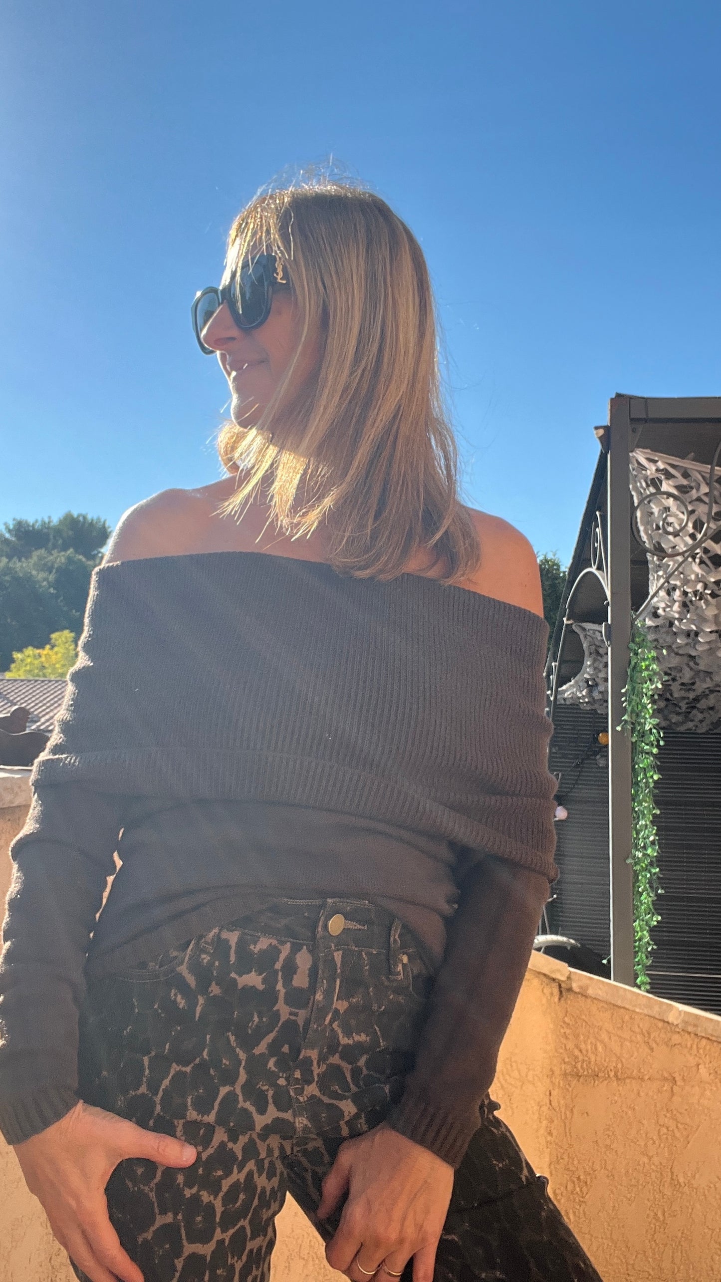 PULL CHOCOLAT COL BARDOT