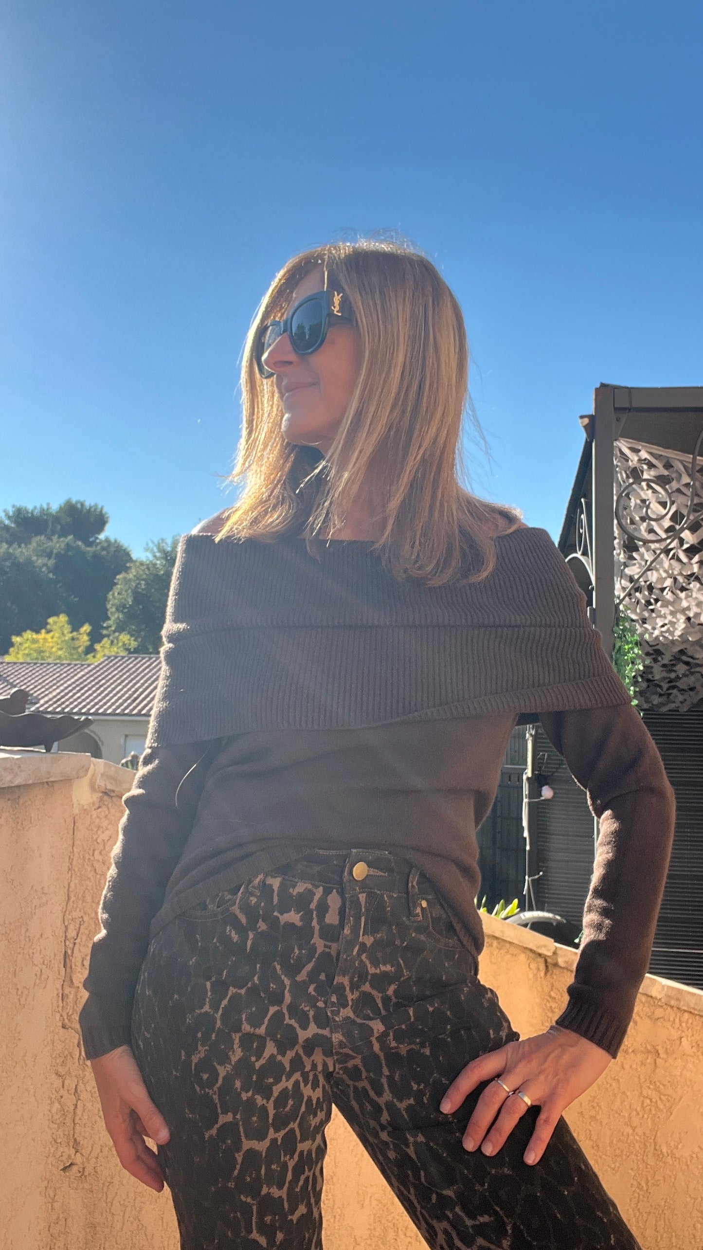 PULL CHOCOLAT COL BARDOT