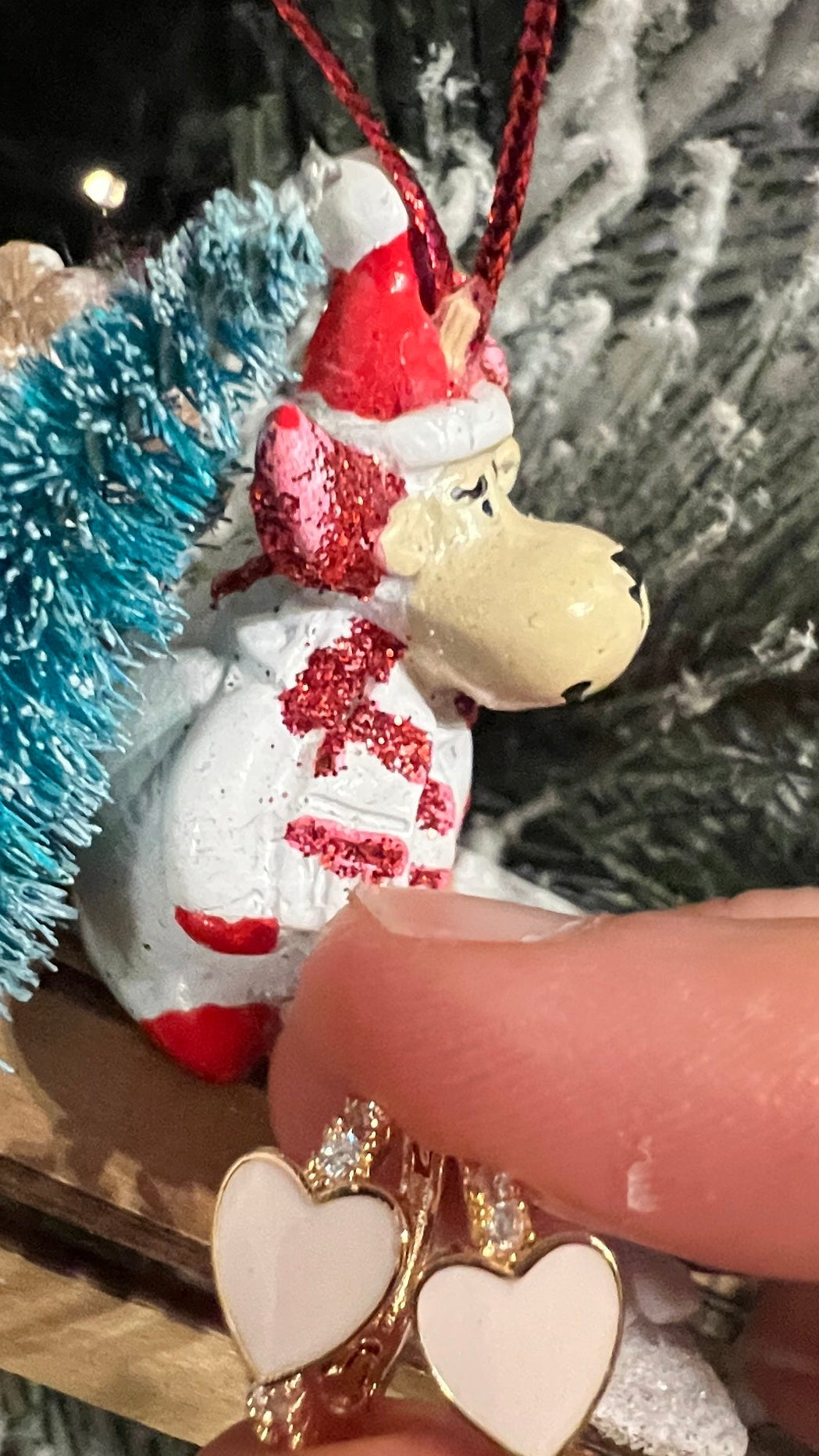 ANNEAUX DORES COEURS ROSE POUDRES