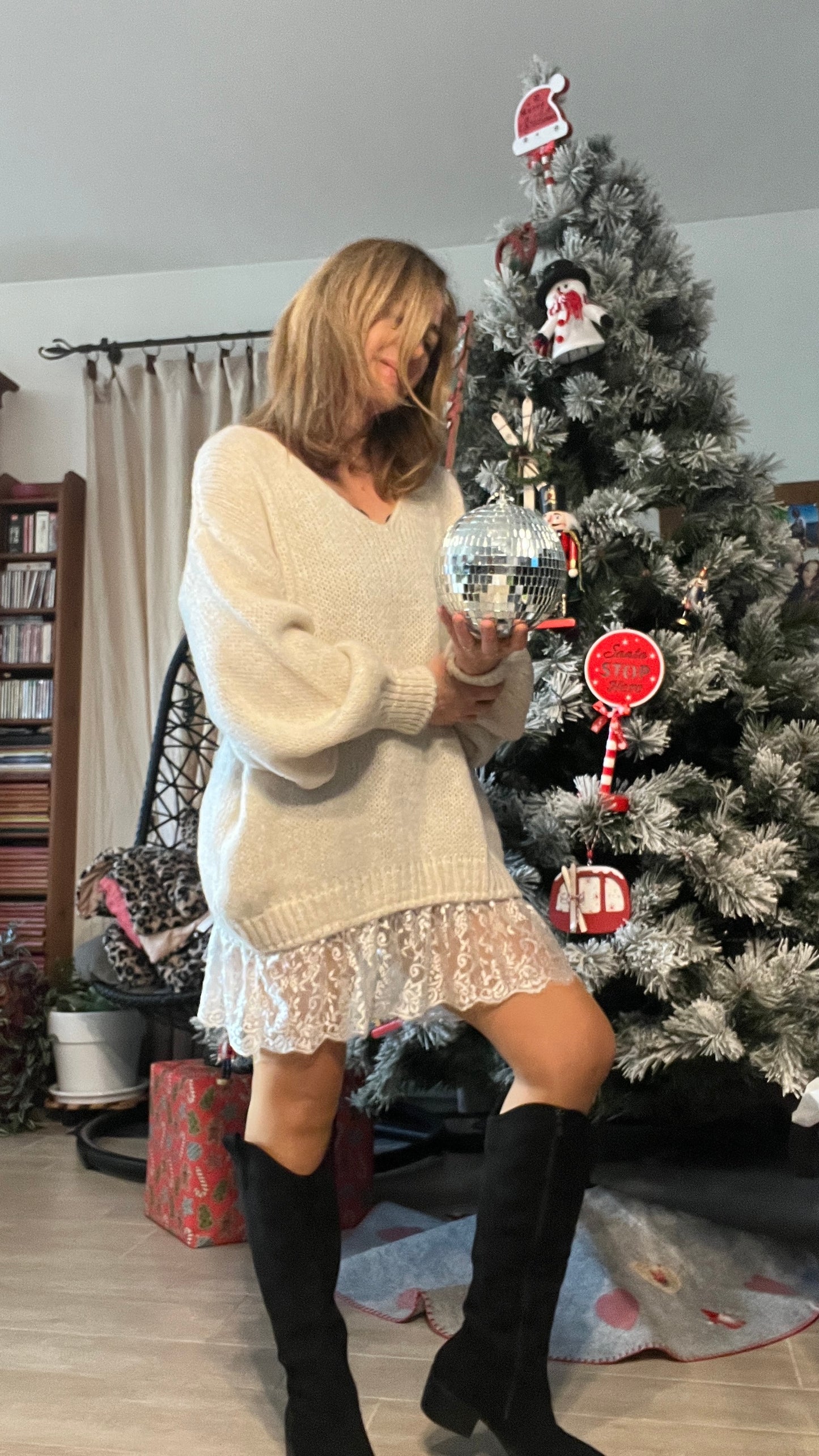 PULL/ROBE TUNIQUE DENTELLE BEIGE