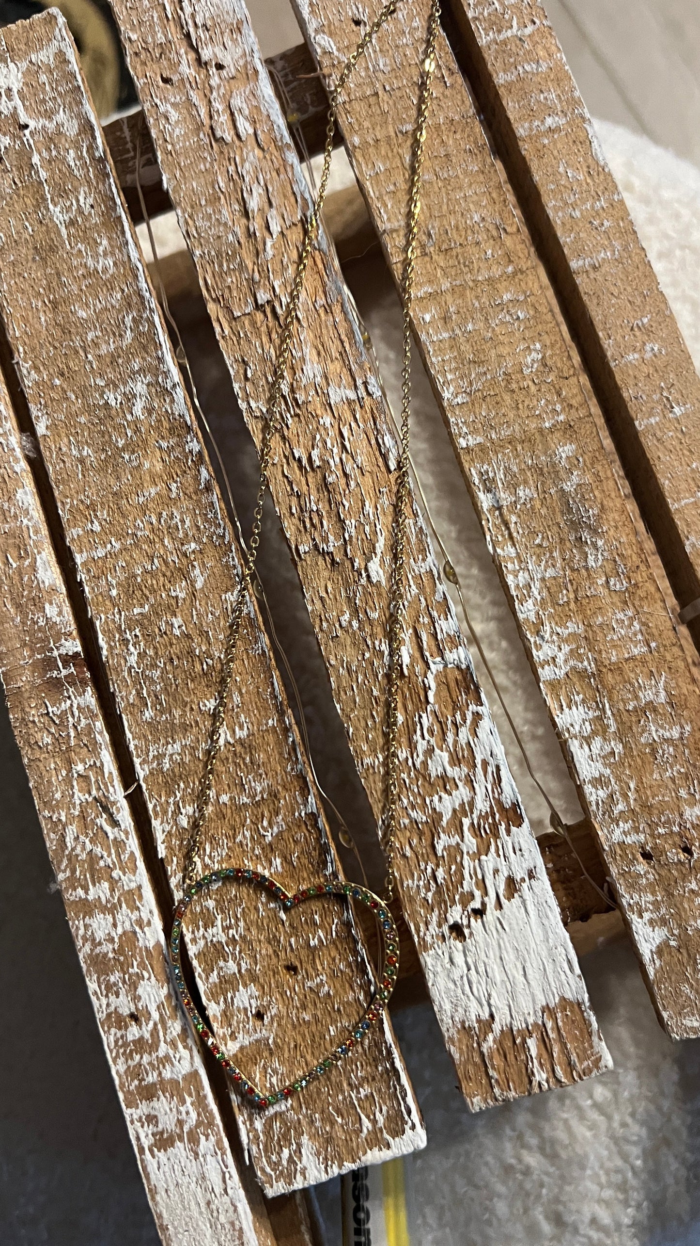 COLLIER DORE GRAND COEUR MULTICOLORE "MILE MILA"