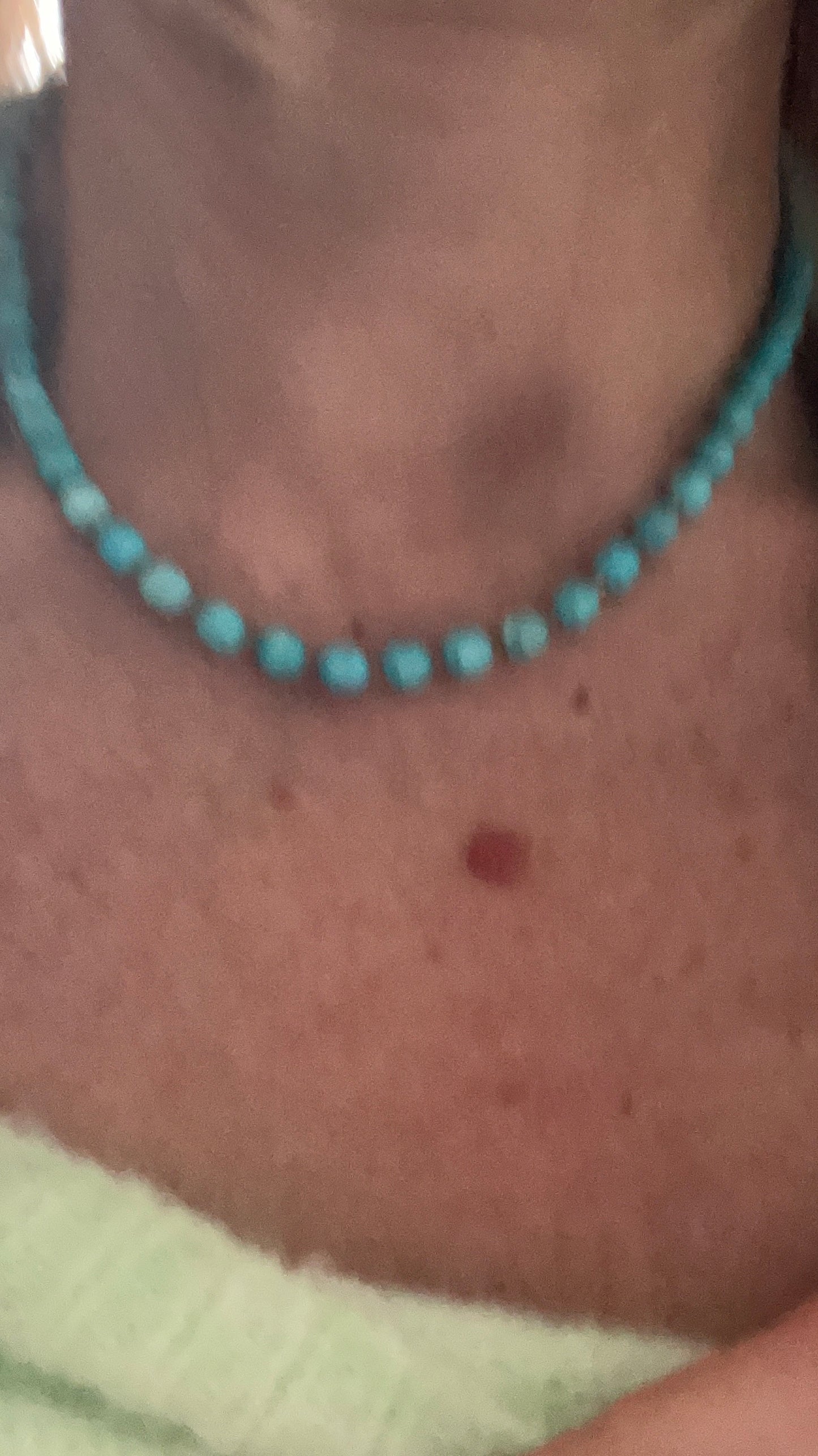 COLLIER PERLES OVALES TURQUOISES