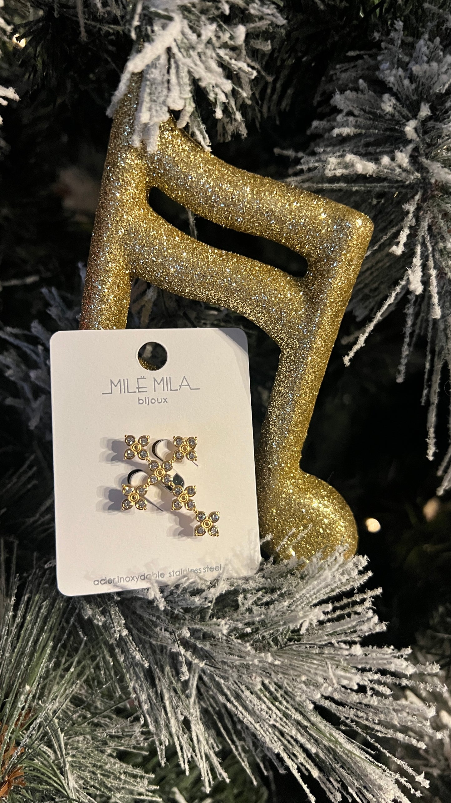 BROCHE DOREE CROIX MILE MILA