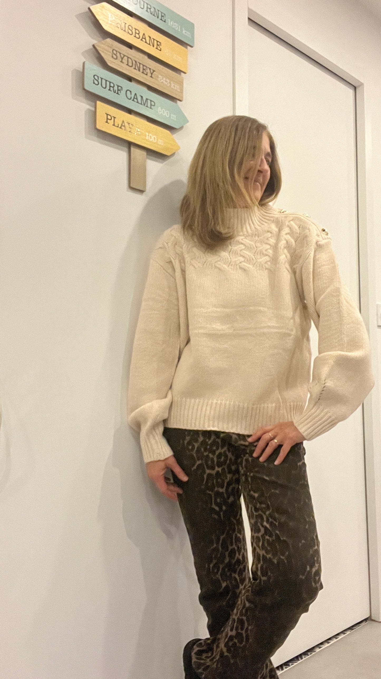 PULL BEIGE TORSADE