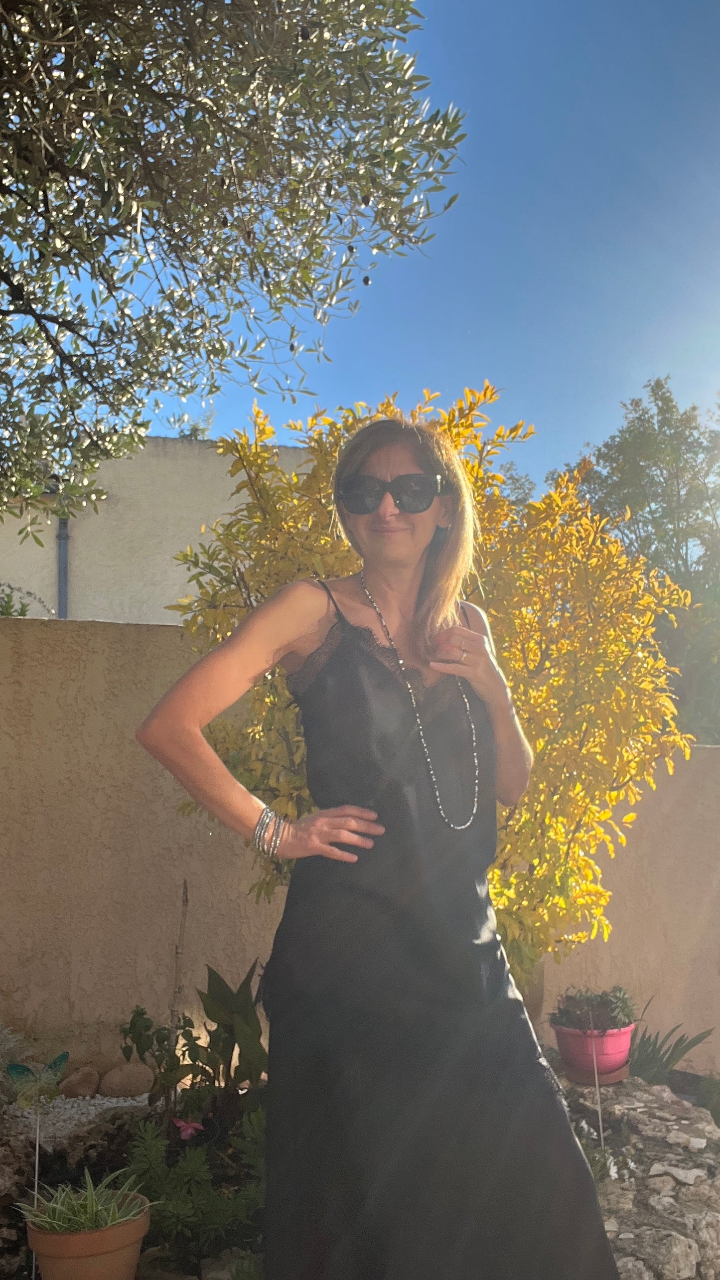 TUNIQUE A BRETELLE ASYMETRIQUE NOIR