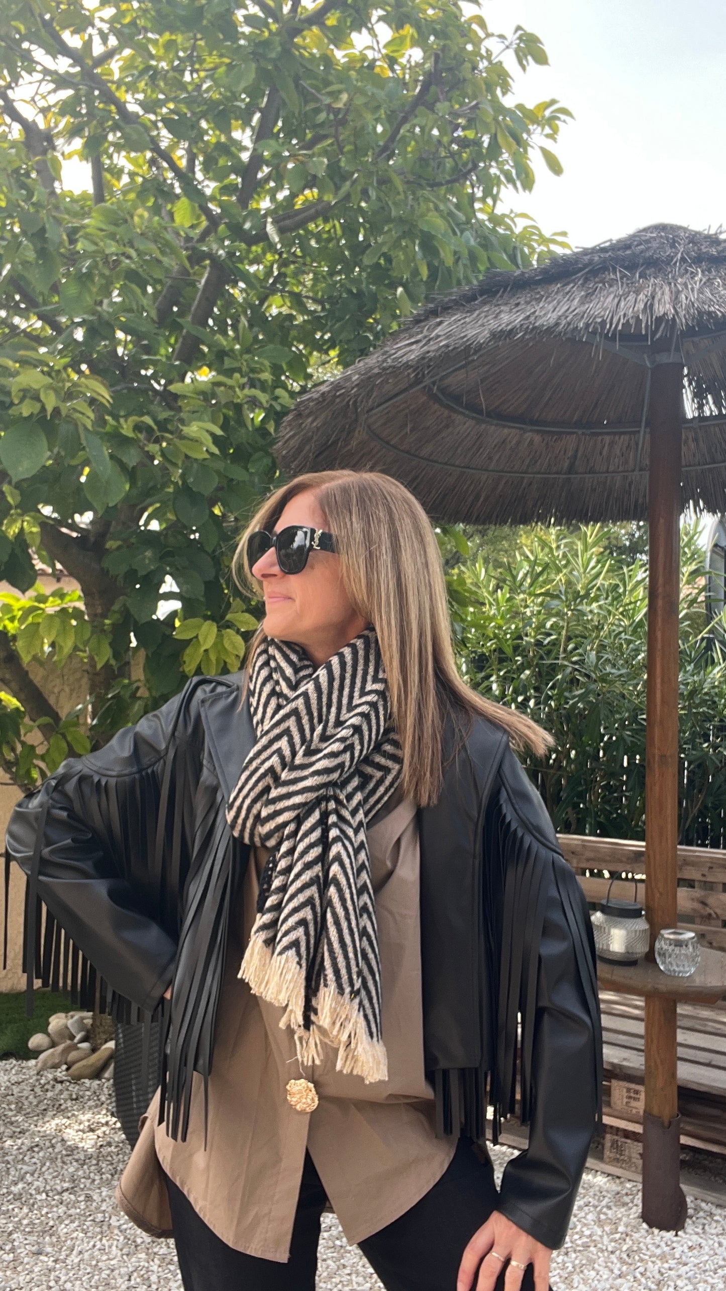 ECHARPE NOIR/BEIGE DORE "AURELIA"