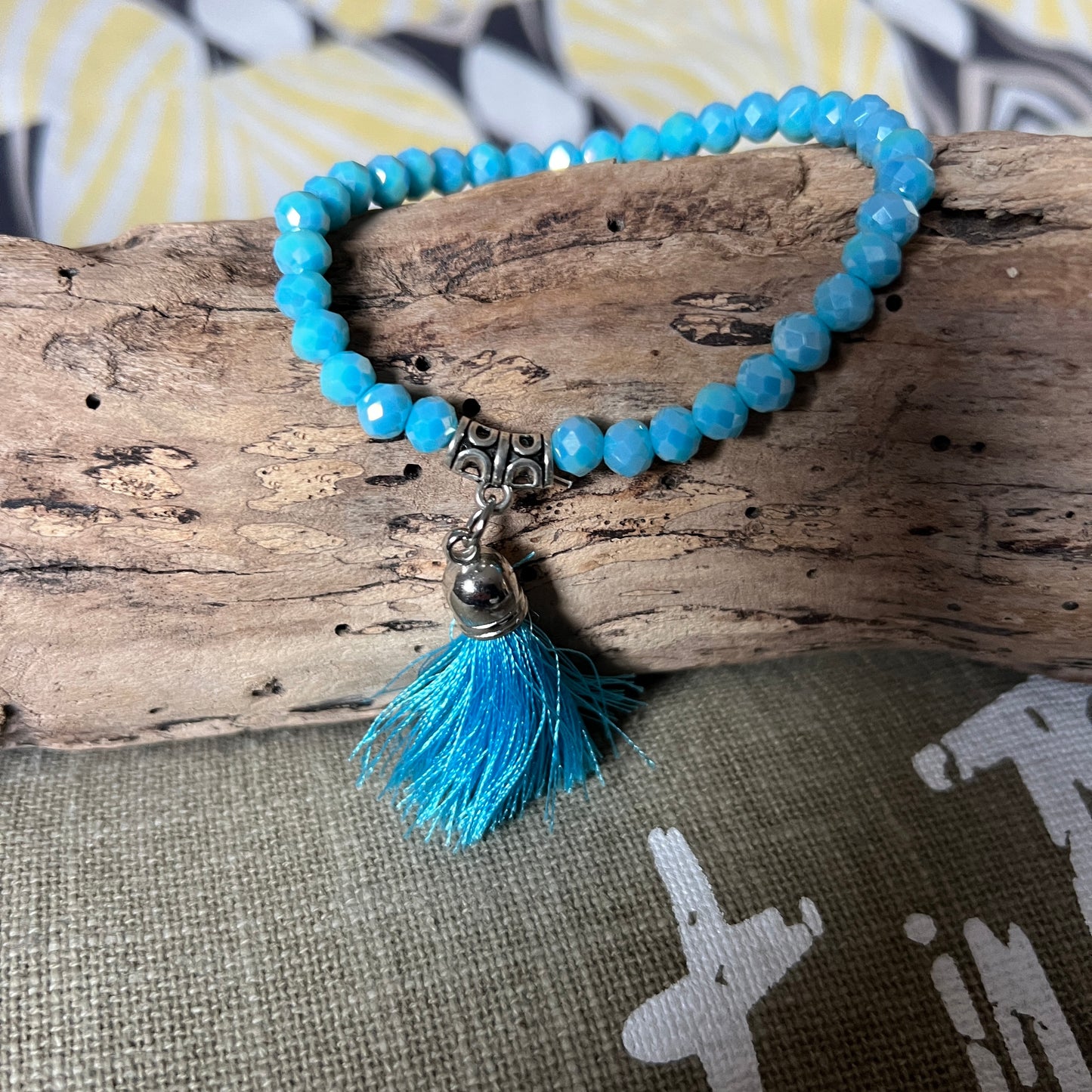 BRACELET PERLES "POMPONS"
