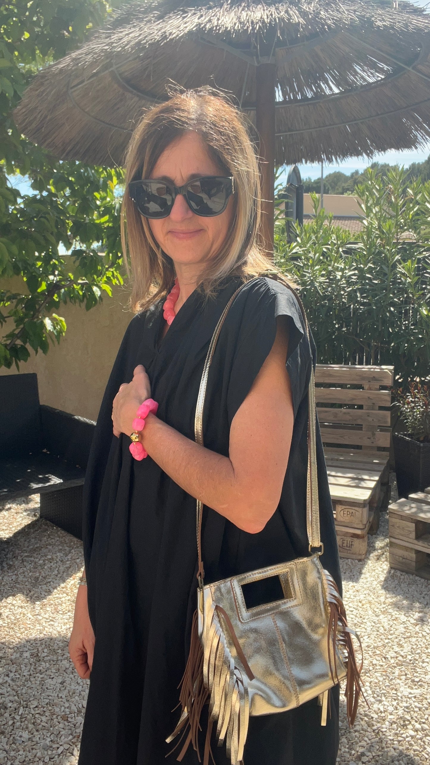 PETIT SAC EN CUIR DORE A FRANGES