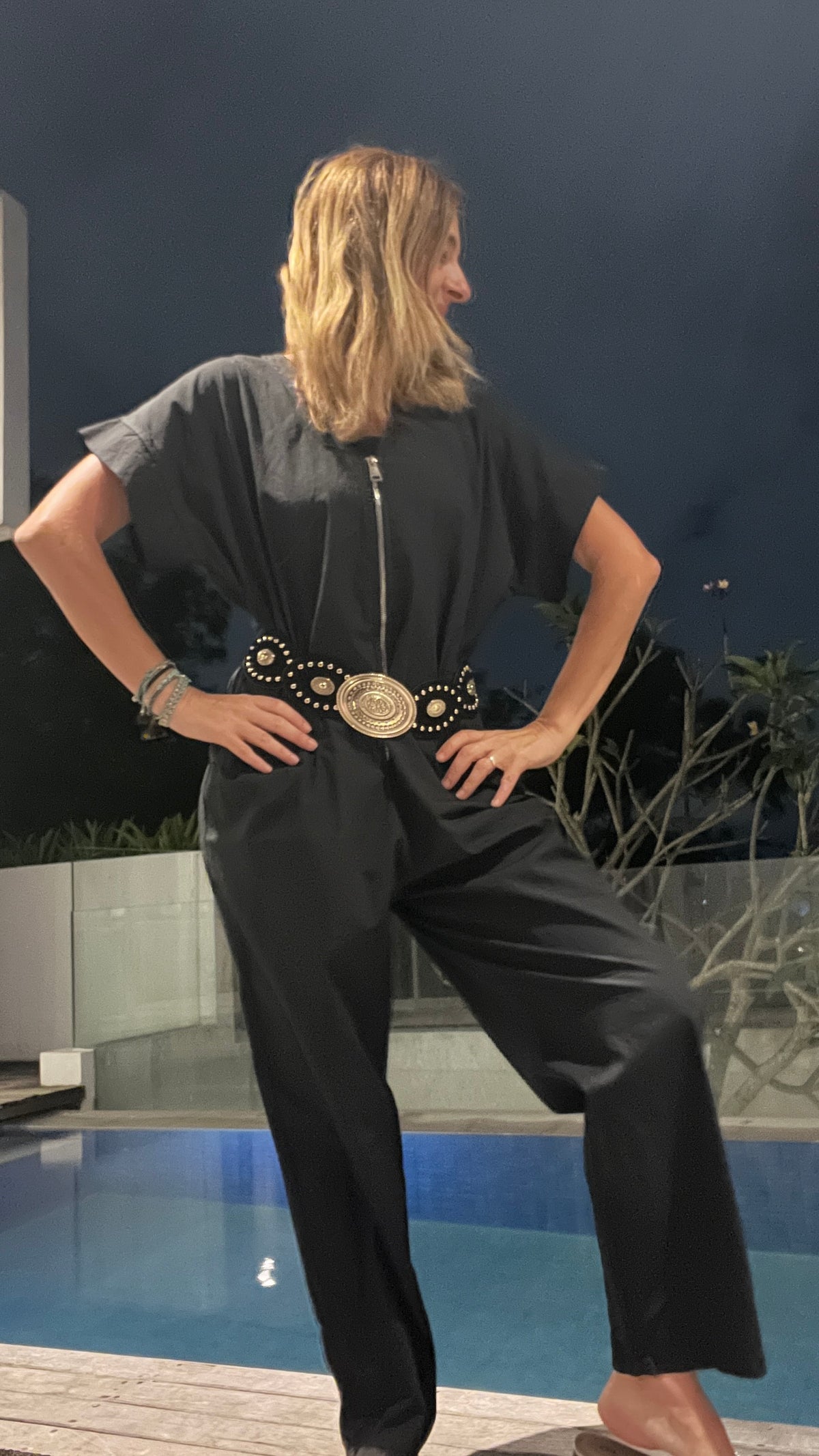 COMBINAISON PANTALON MANCHES COURTES NOIRE