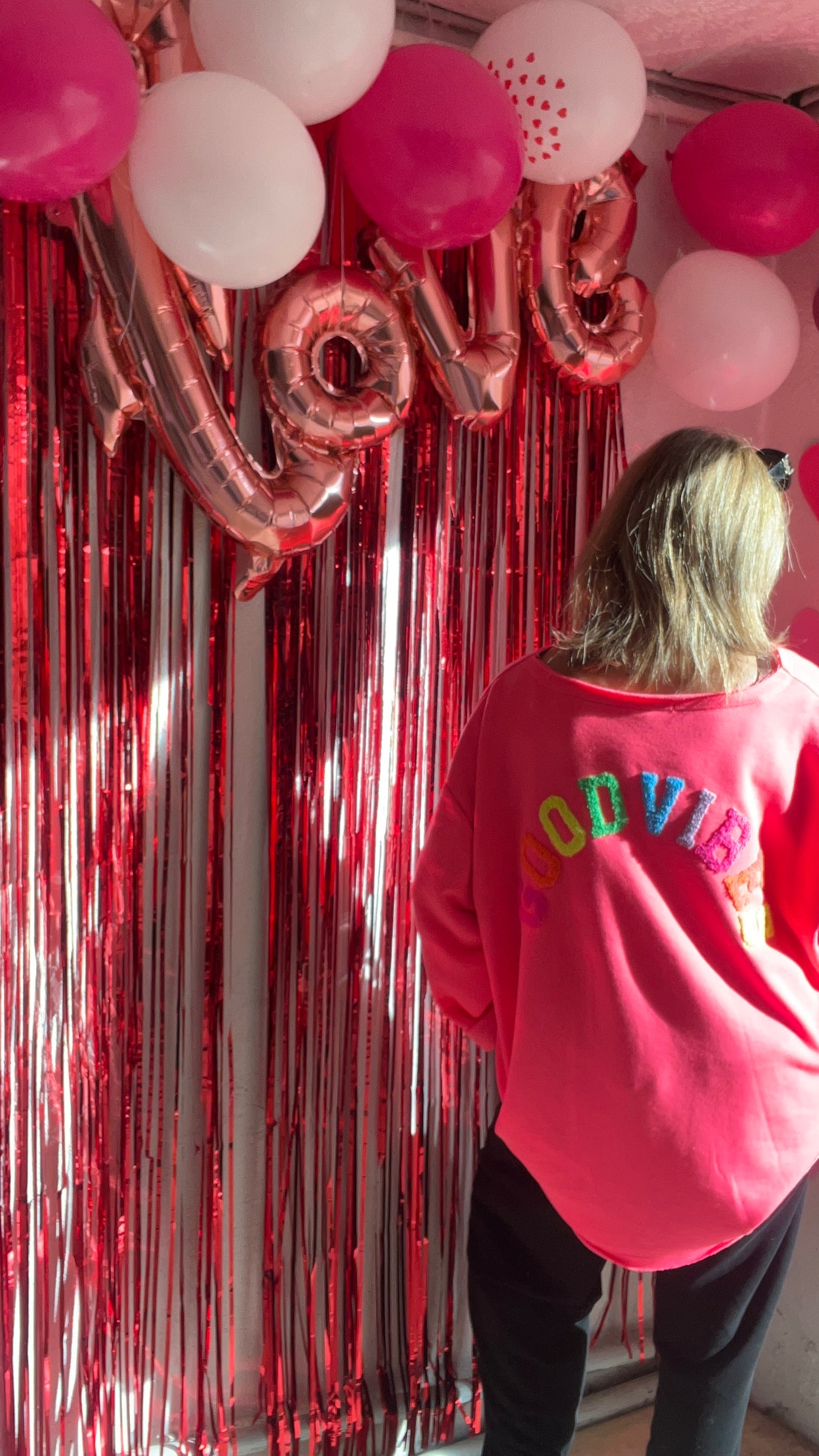 SWEAT ROSE FLUO OVERSIZE GOOD VIBES