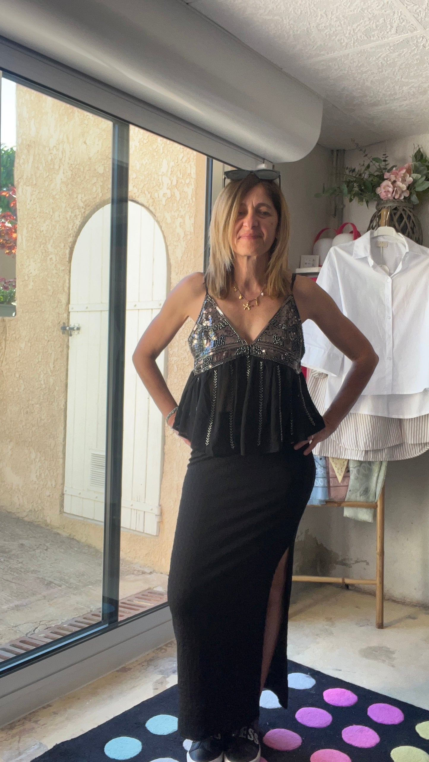 TOP BRETELLE NOIR & MIN PERLES