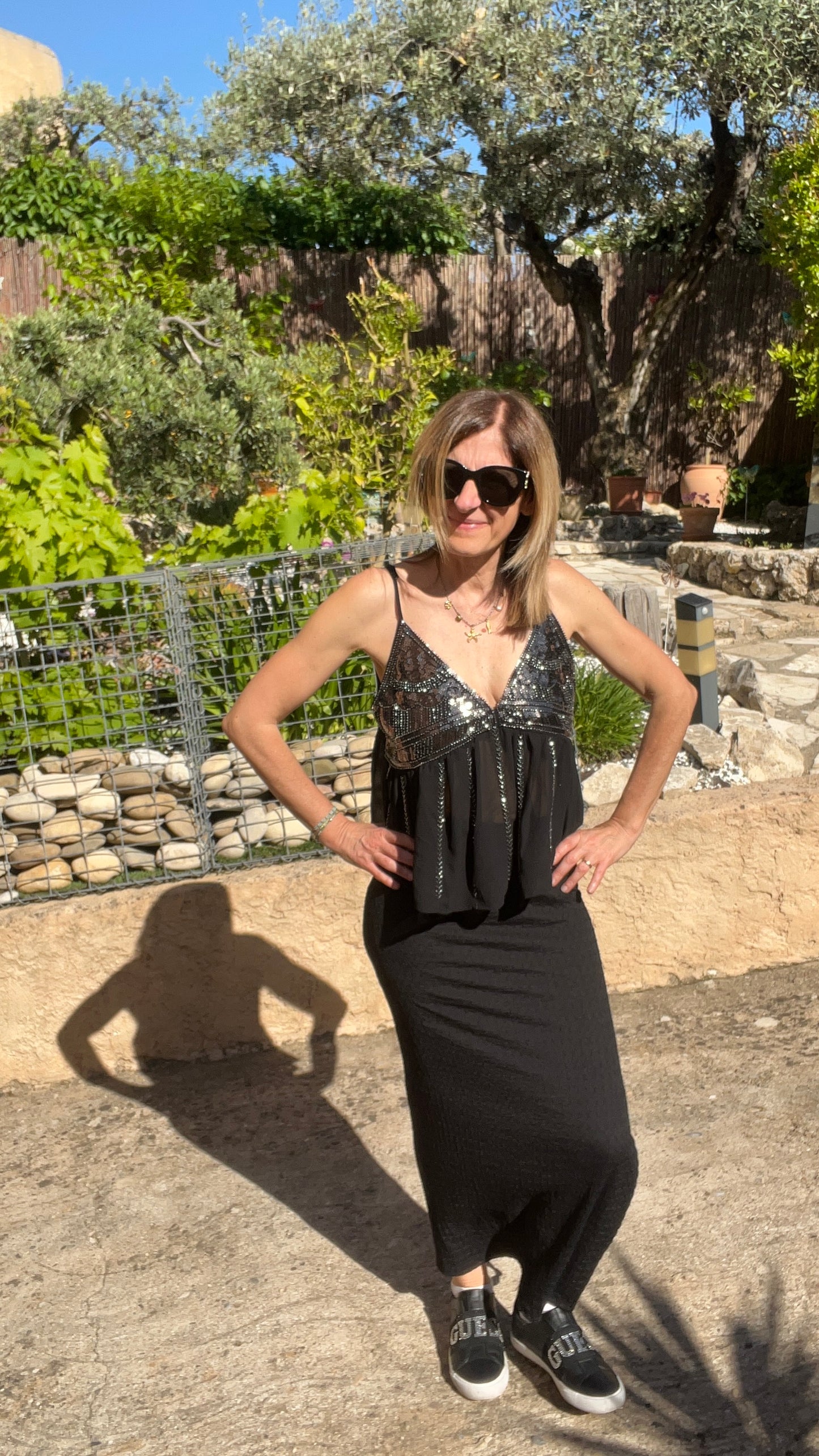 TOP BRETELLE NOIR & MIN PERLES