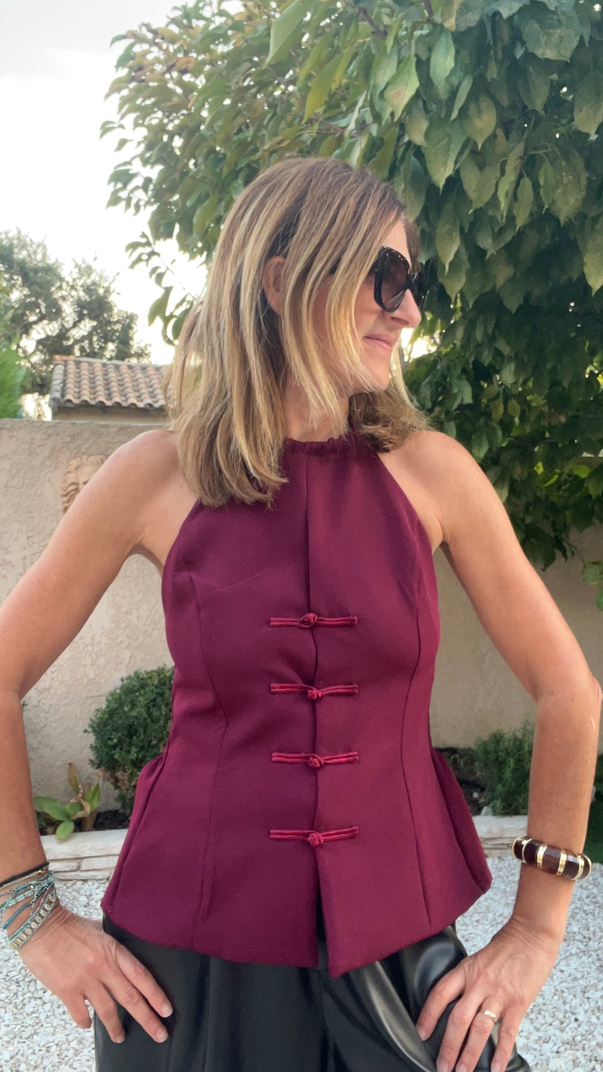 TOP BORDEAUX BOUTONS BRANDEBOURG