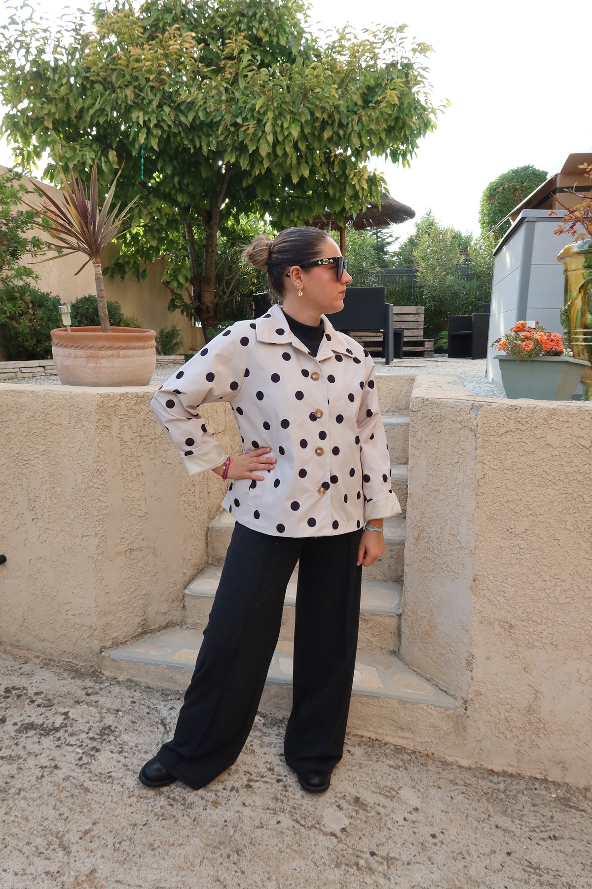 VESTE A POIS BEIGE/NOIRE DEPERLANT