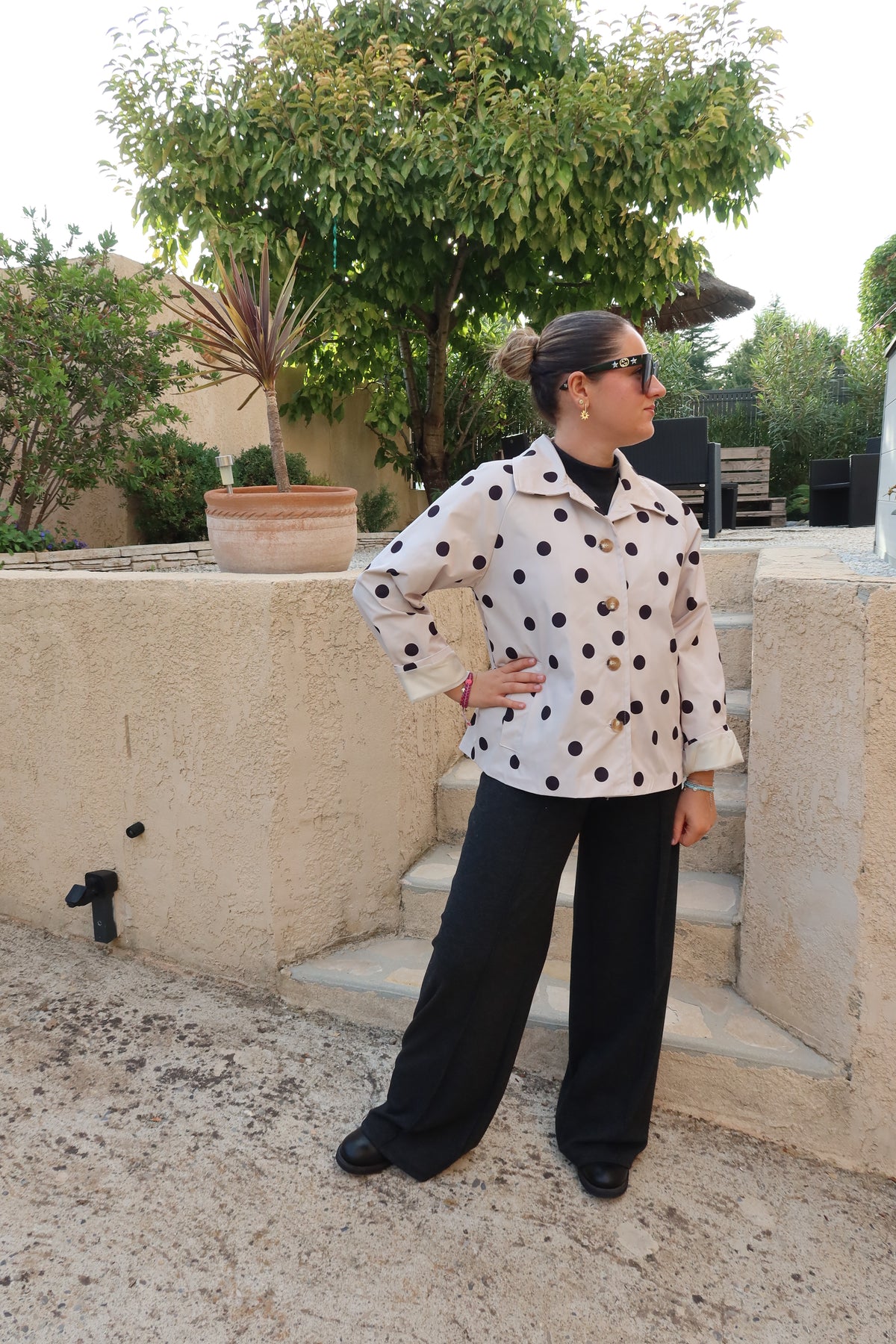 VESTE A POIS BEIGE/NOIRE DEPERLANT