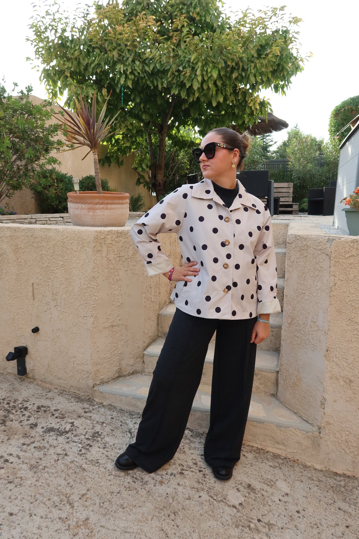 VESTE A POIS BEIGE/NOIRE DEPERLANT