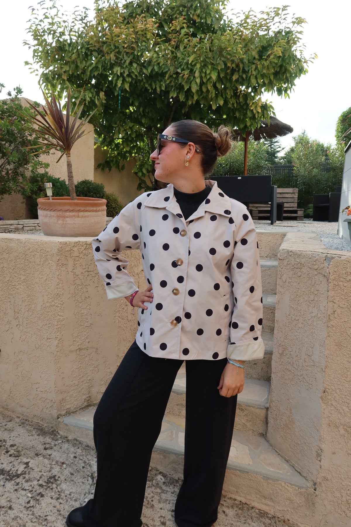 VESTE A POIS BEIGE/NOIRE DEPERLANT