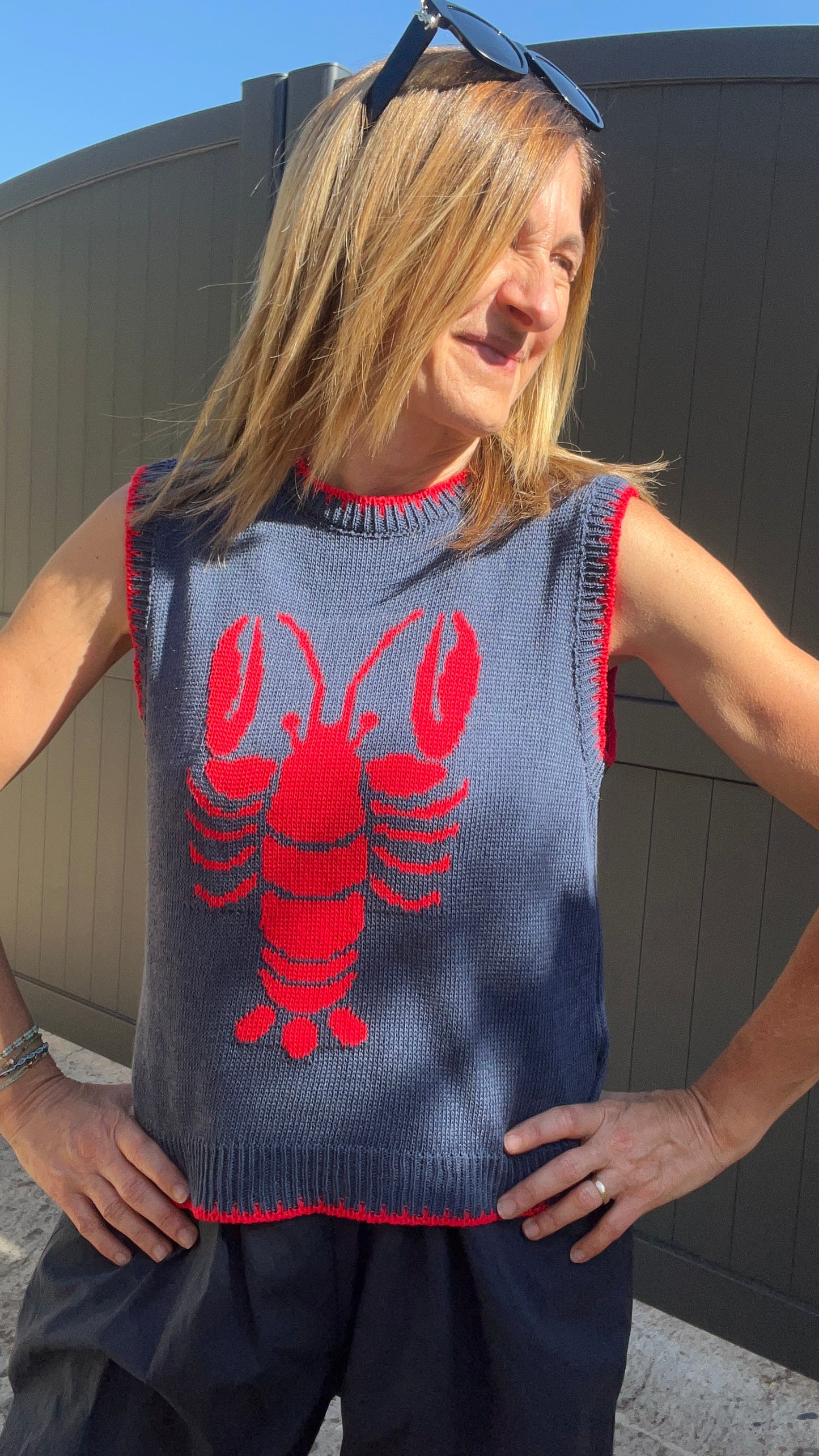 PULL SANS MANCHES BLEU MARINE/ROUGE HOMARD