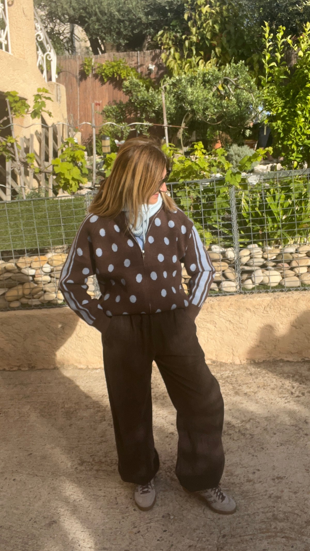PANTALON CHOCOLAT VELOURS "ALADIN "