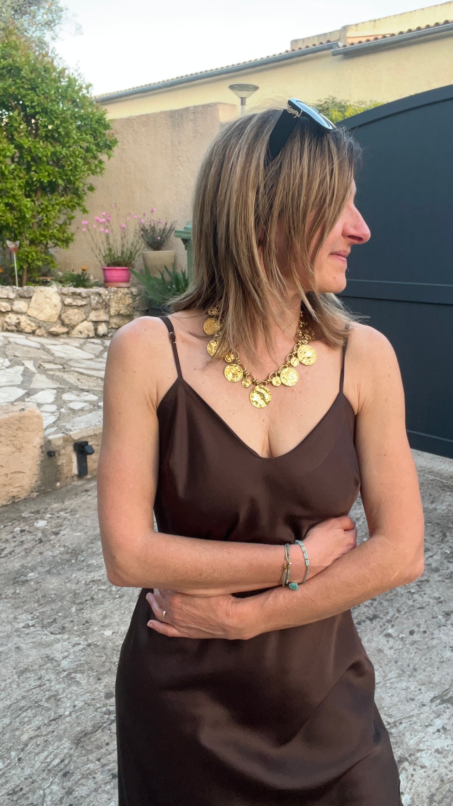ROBE BRETELLES CHOCOLAT ASYMETRIQUE DENTELLE