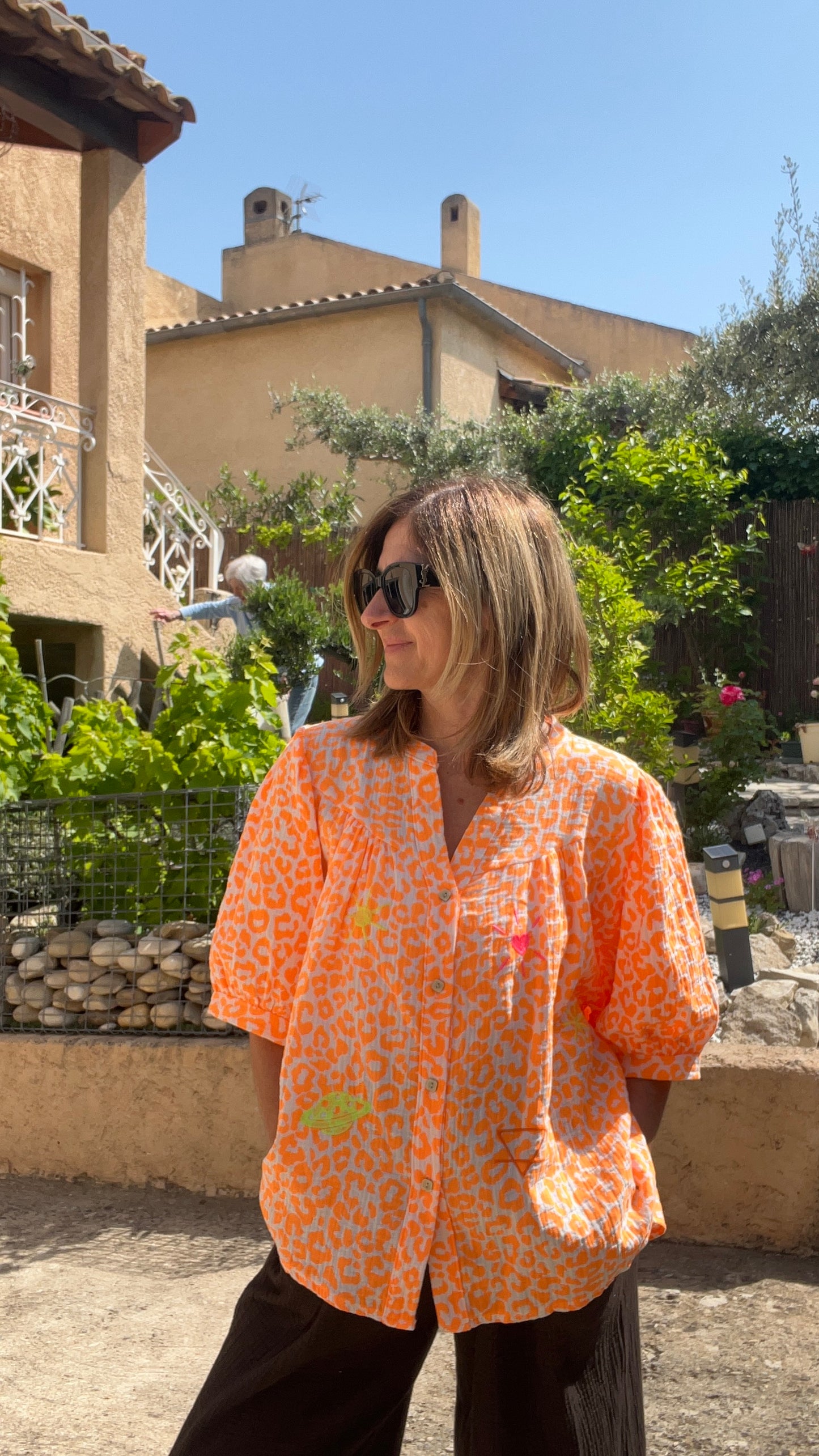 CHEMISIER LEOPARD ORANGE FLUO/BLANC
