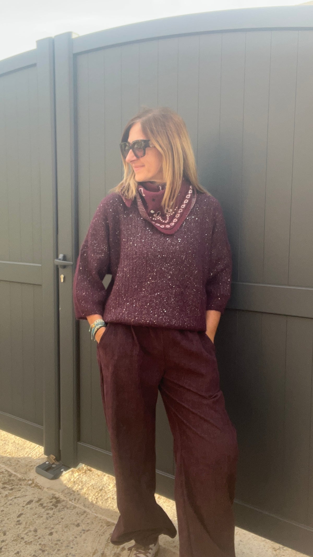 PANTALON BORDEAUX VELOURS "ALADIN "