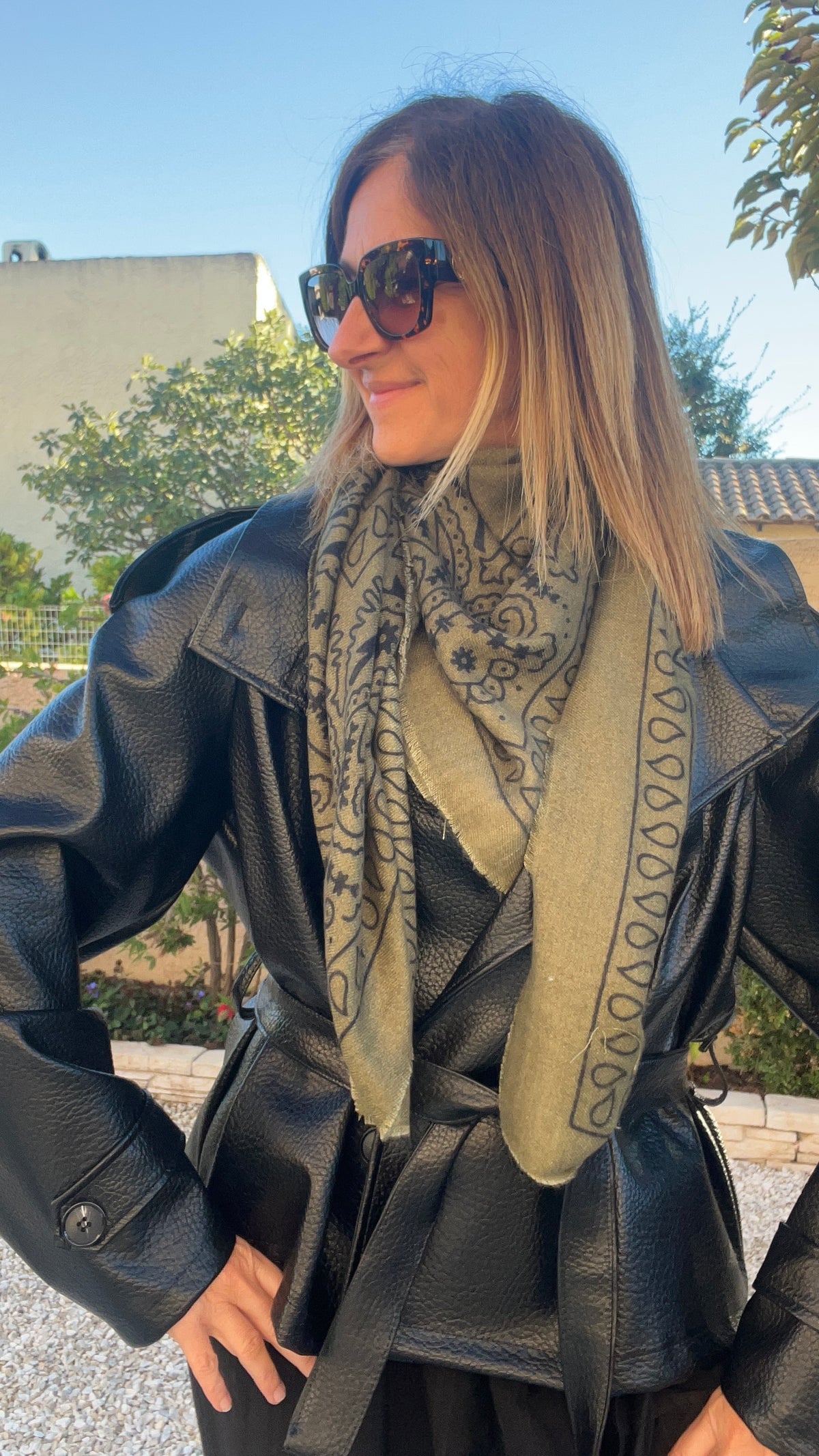FOULARD GRAND CARRE KAKI "BANDANA"