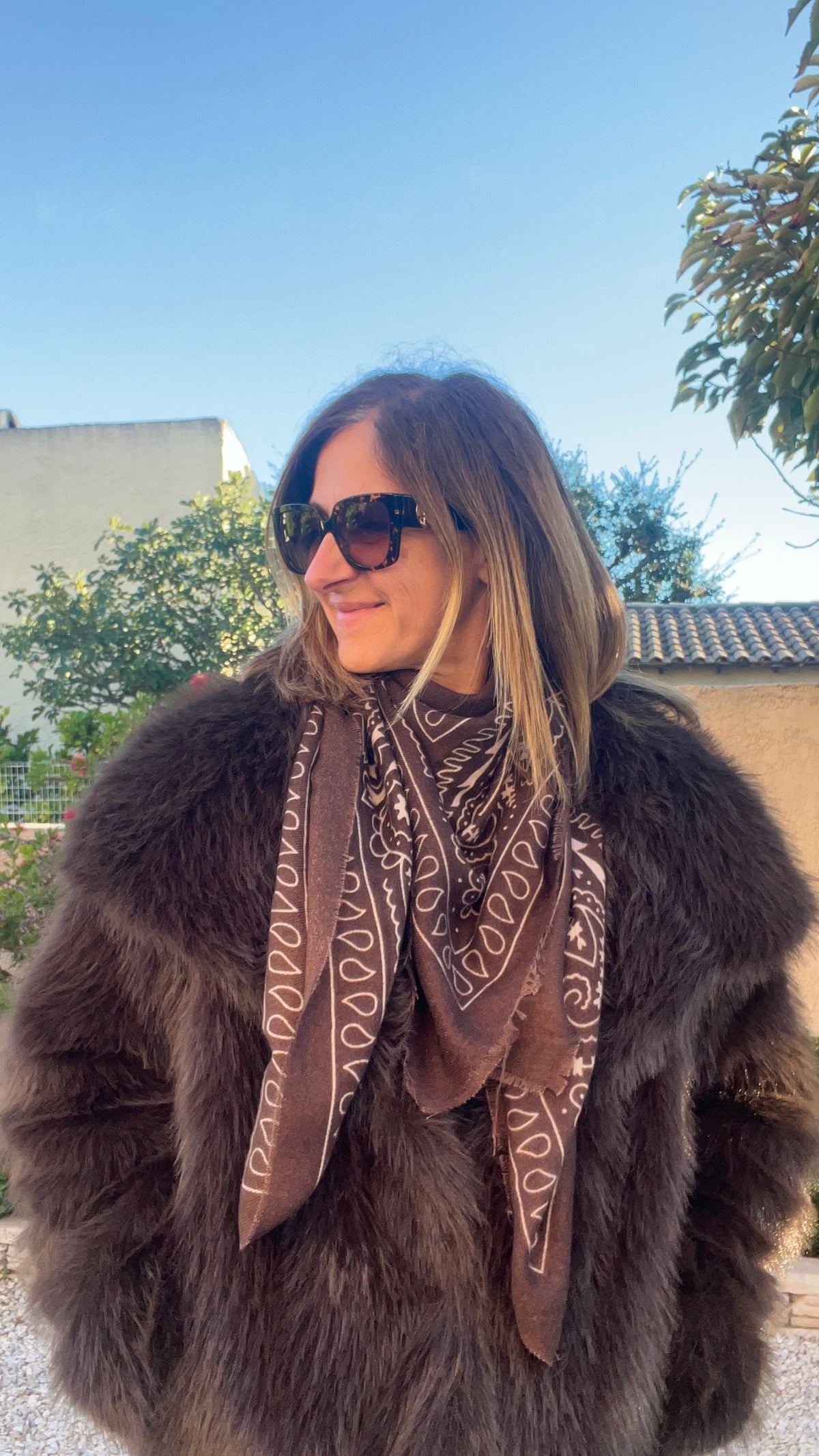 FOULARD GRAND CARRE CHOCOLAT "BANDANA"
