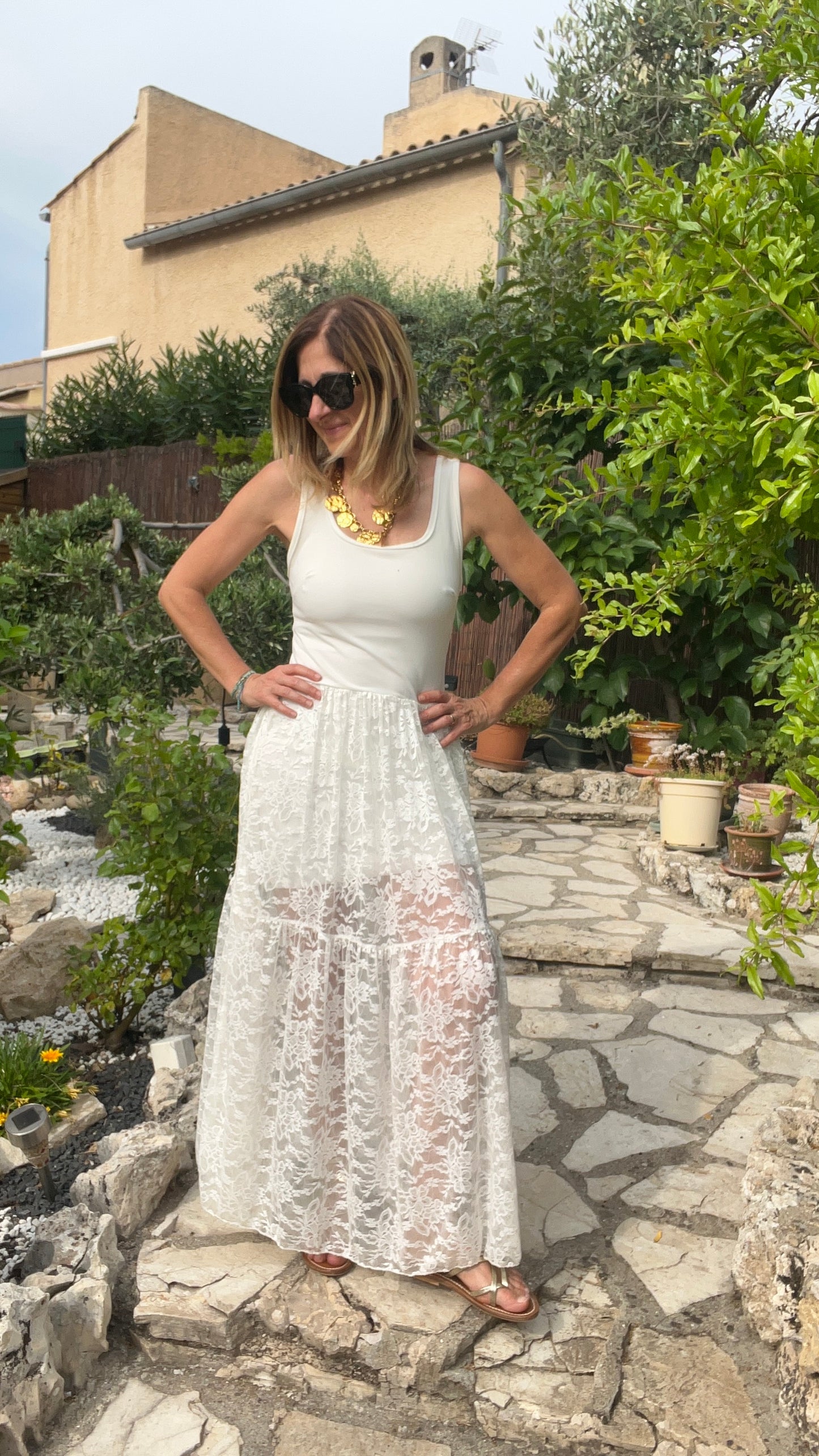 ROBE LONGUE BLANCHE DENTELLE