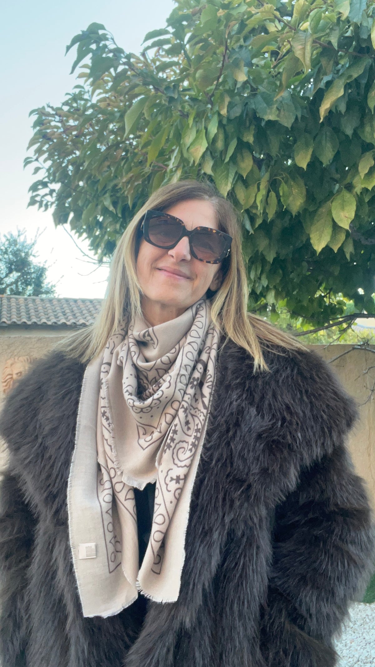 FOULARD GRAND CARRE BEIGE "BANDANA"