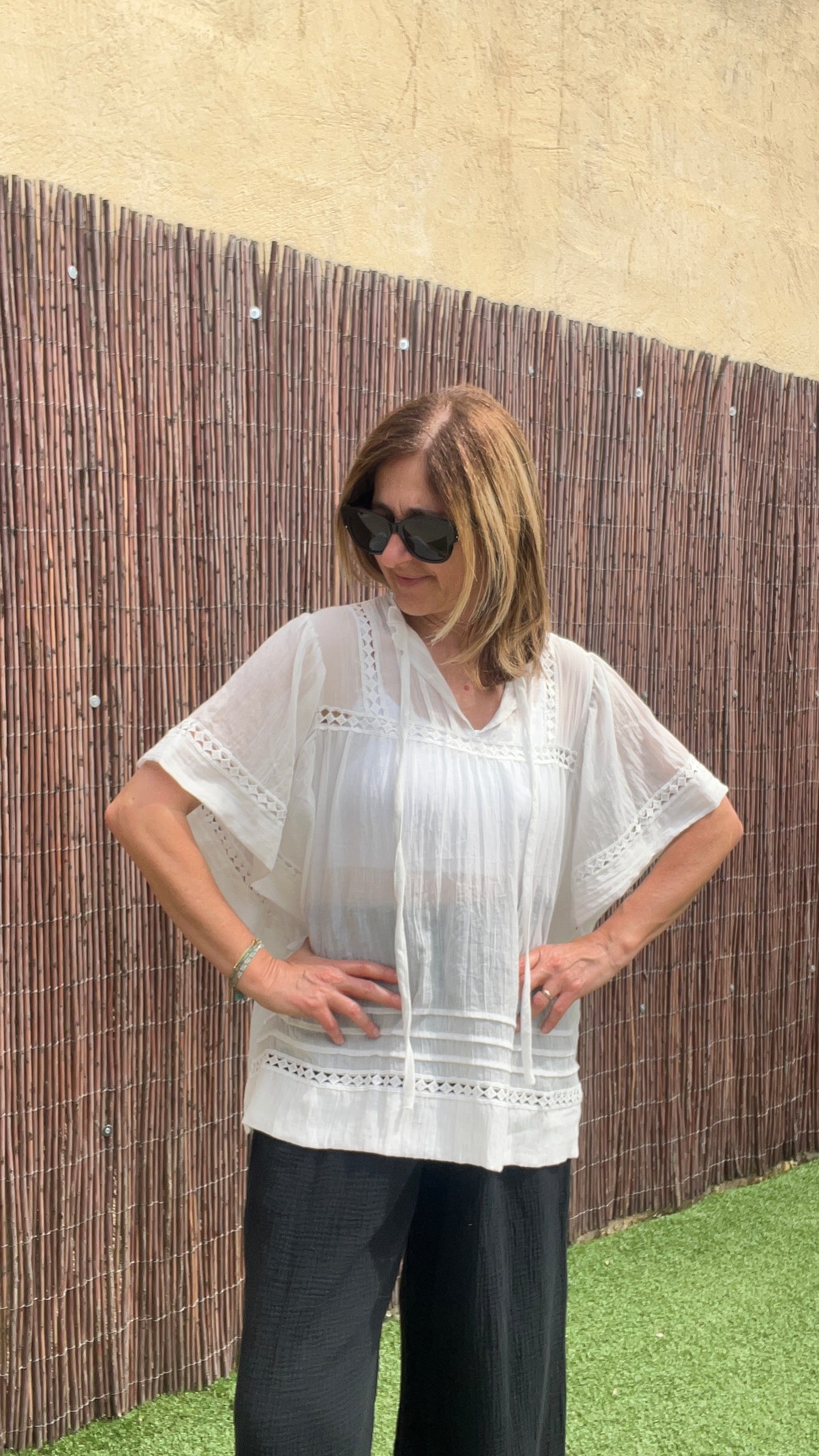 CHEMISIER BLANC MANCHES COURTES