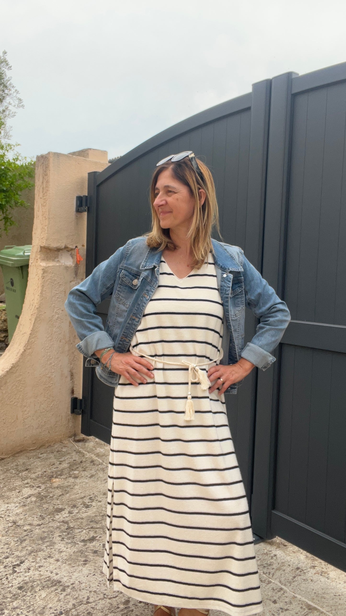 VESTE BLEU EN JEANS MANCHES LONGUES