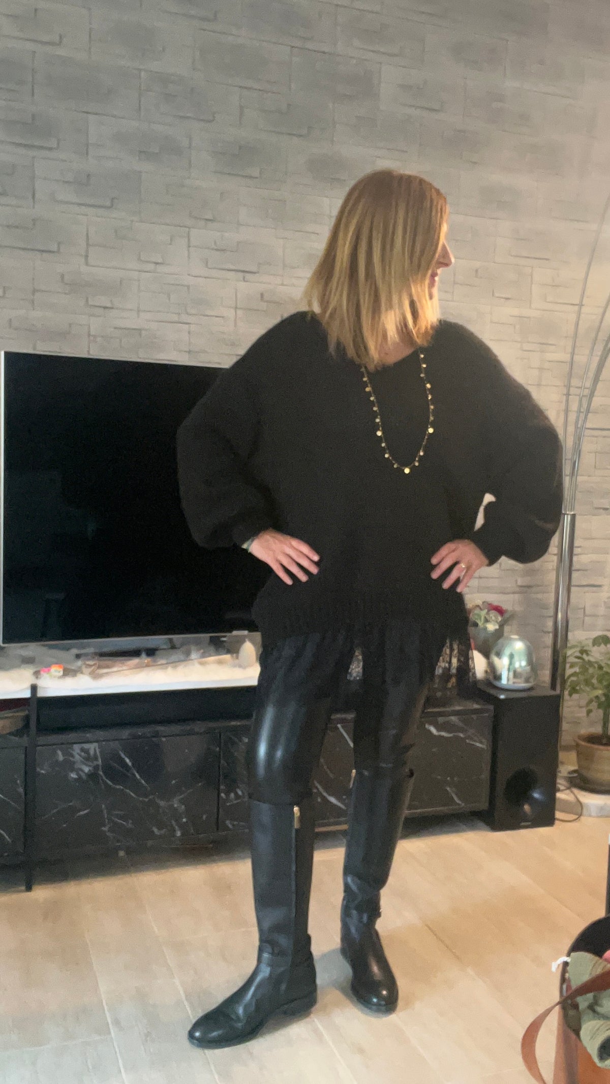 PULL TUNIQUE DENTELLE NOIRE