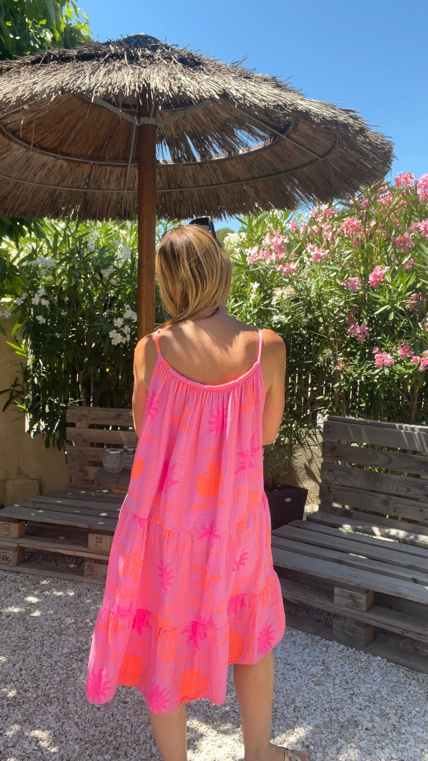ROBE ROSE GAZE DE COTON COQUILLAGES FLUOS