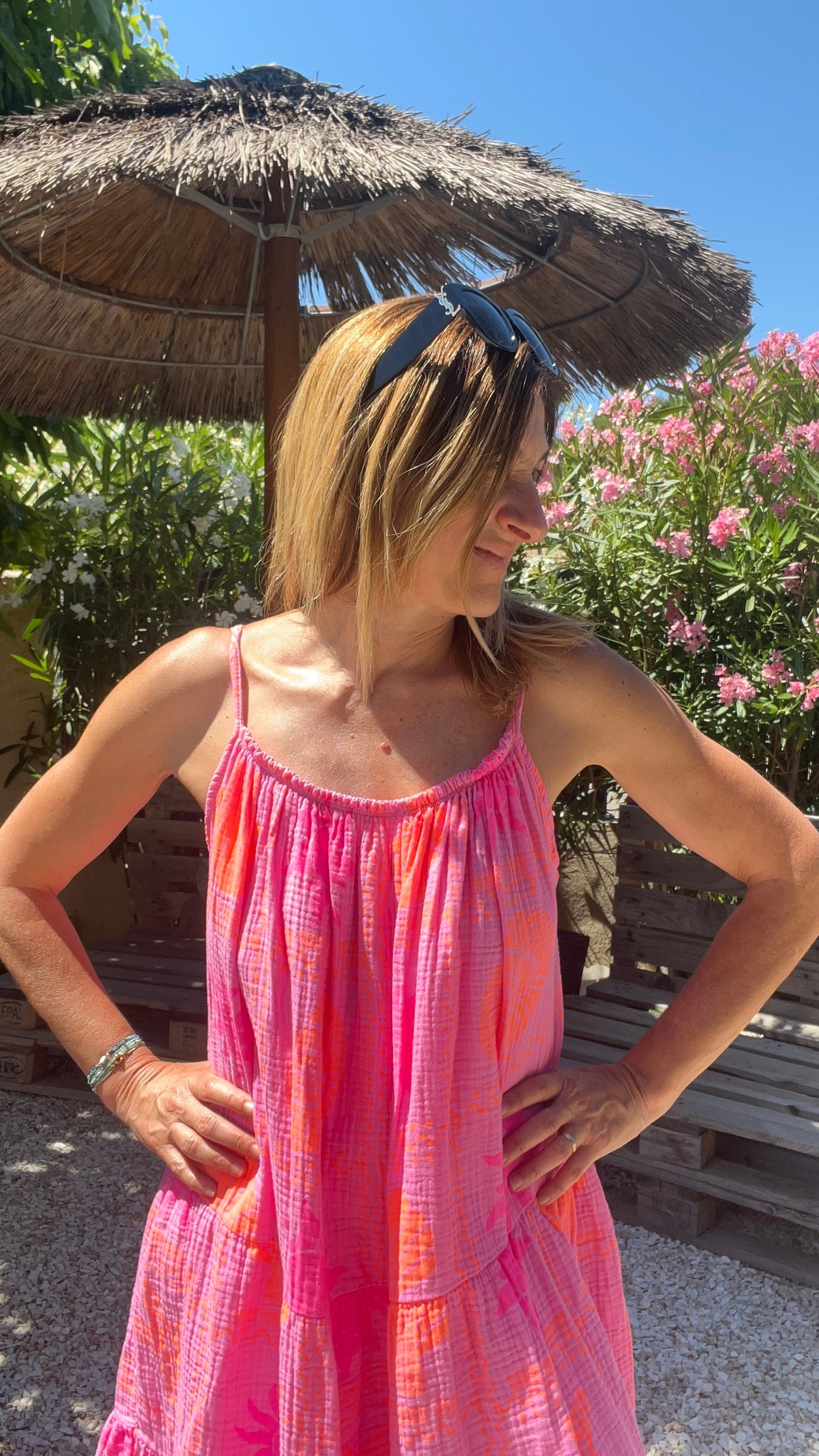 ROBE ROSE GAZE DE COTON COQUILLAGES FLUOS