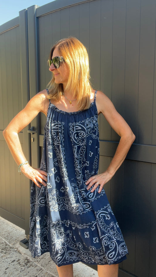 ROBE BLEU MARINE BANDANA
