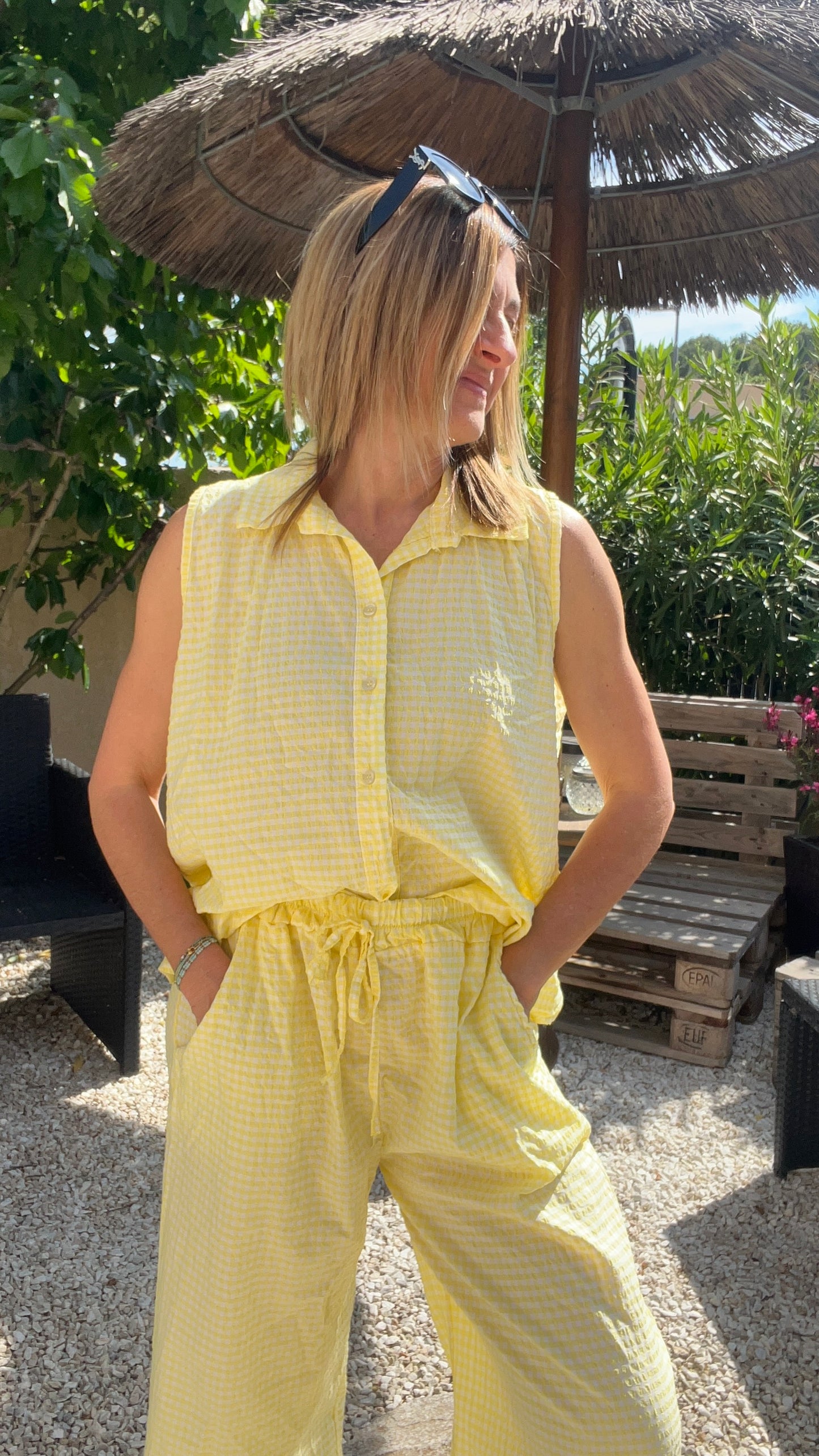 CHEMISIER SANS MANCHES VICHY JAUNE