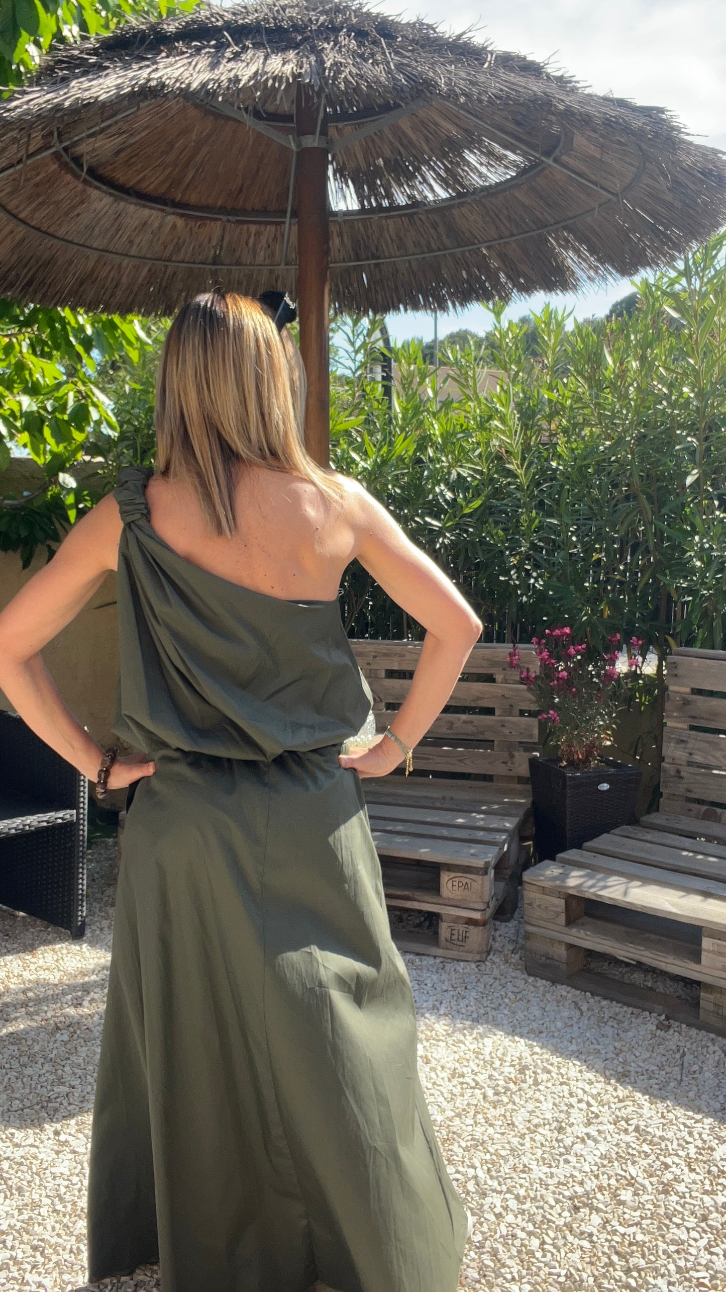 ENSEMBLE  KAKI JUPE/TOP DOS NU EN POPELINE