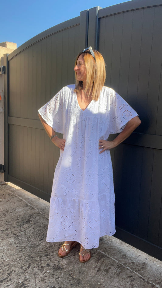 ROBE LONGUE BLANCHE BRODERIE ANGLAISE