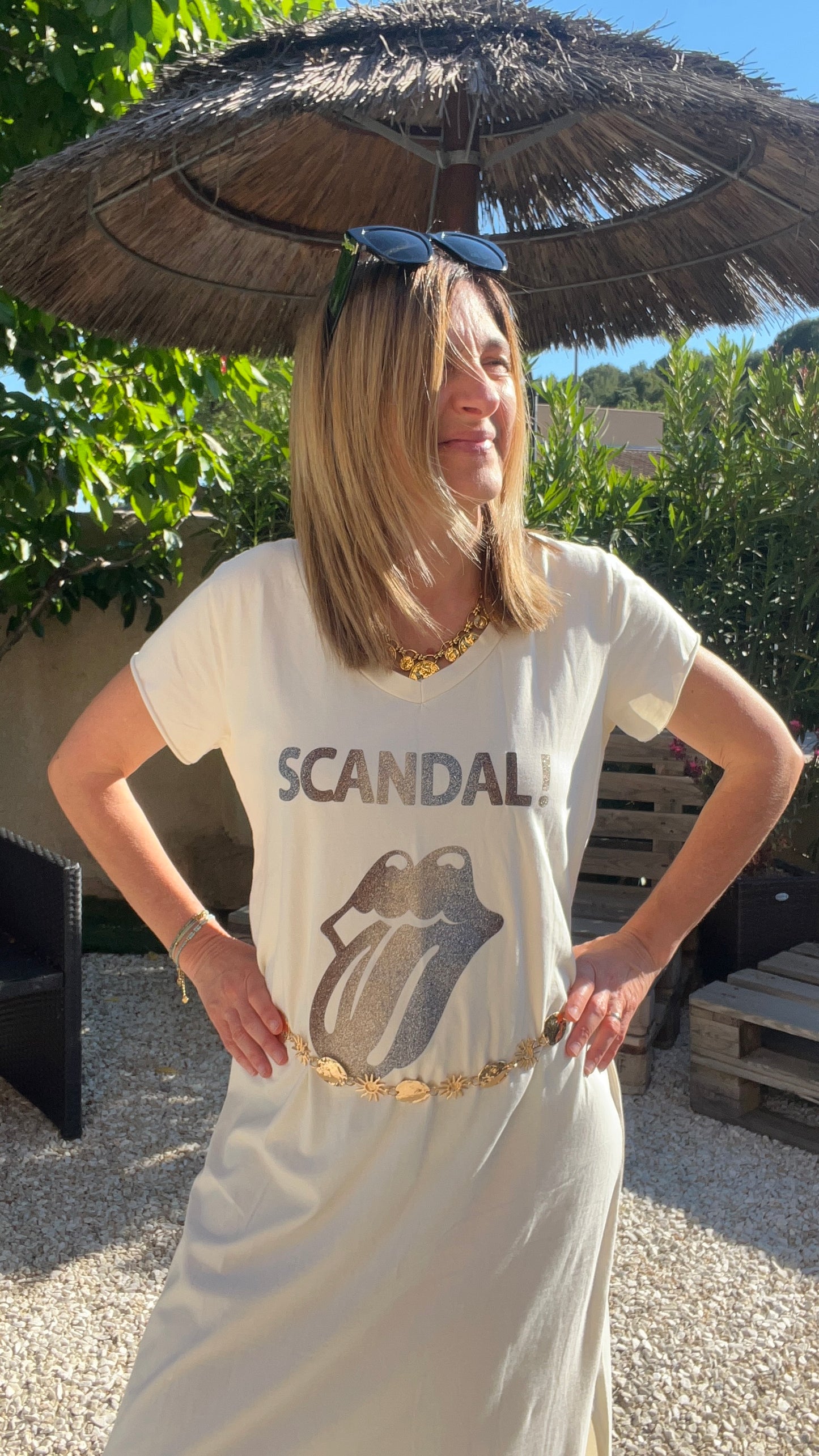 ROBE TEE SHIRT LONGUE BEIGE "SCANDAL"
