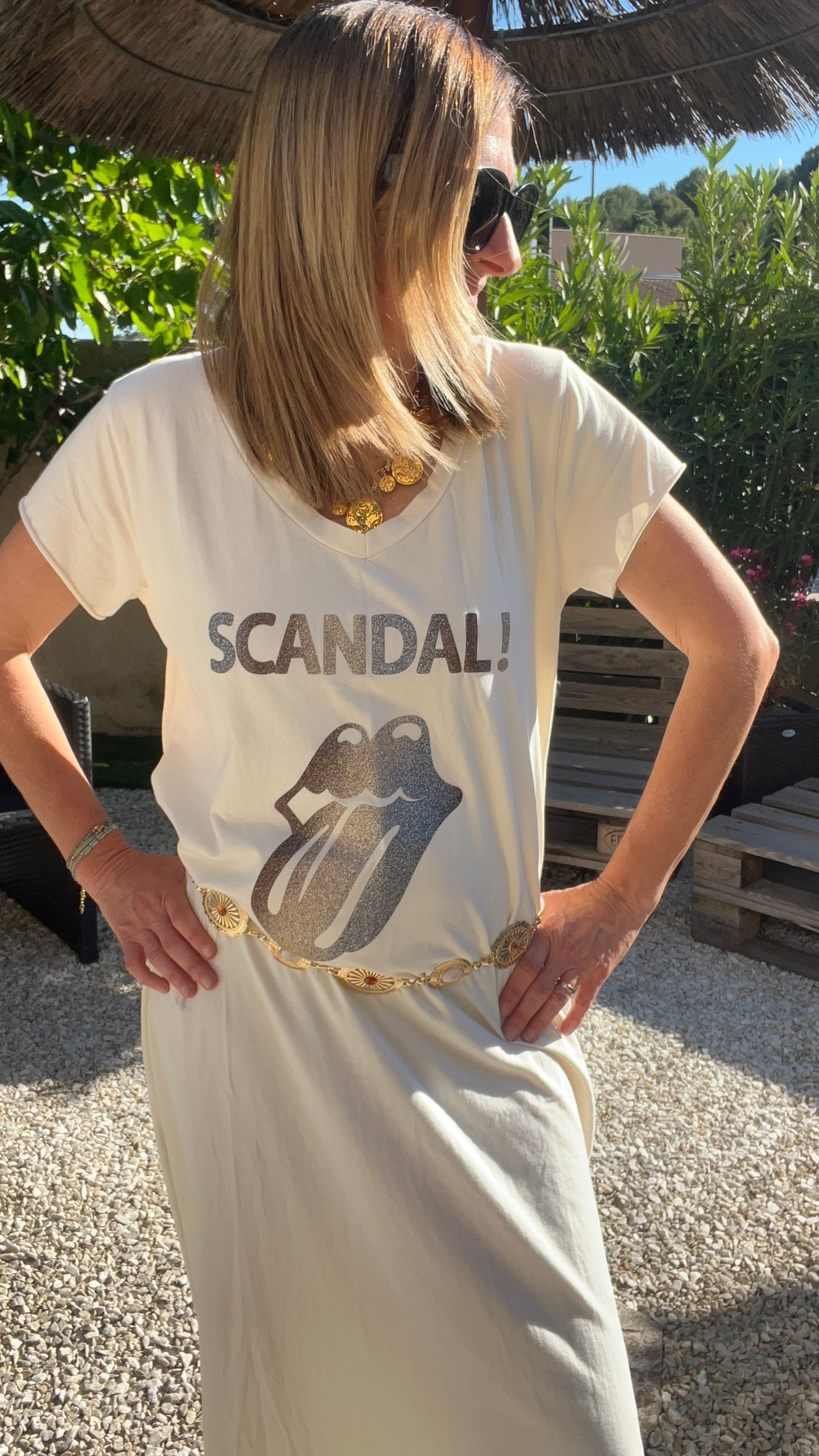 ROBE TEE SHIRT LONGUE BEIGE "SCANDAL"